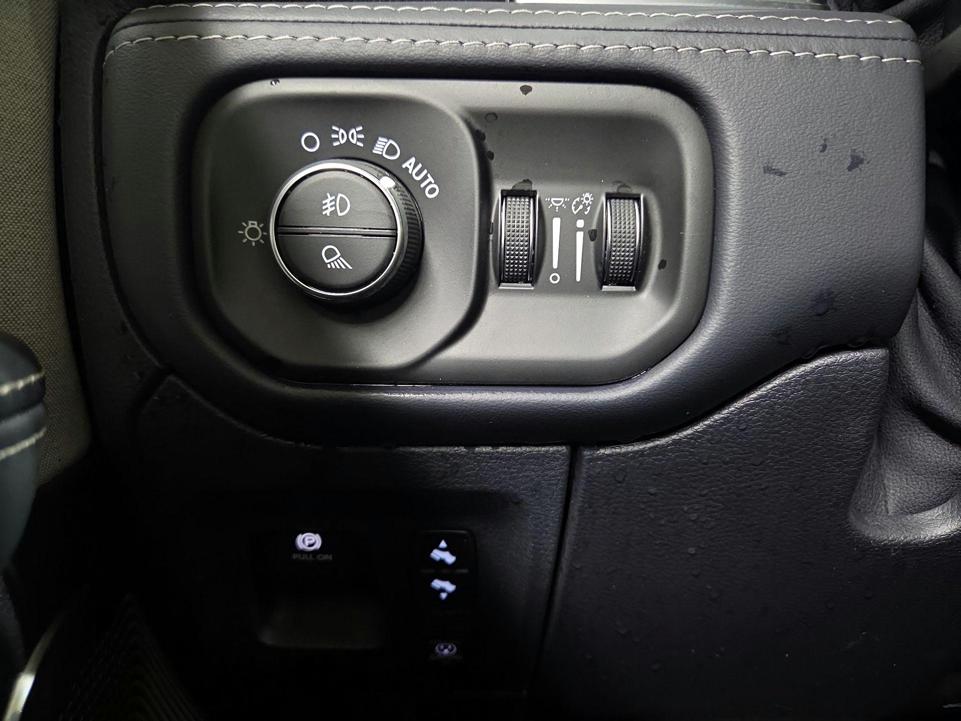 Thumbnail: 2022 RAM 1500 - 13