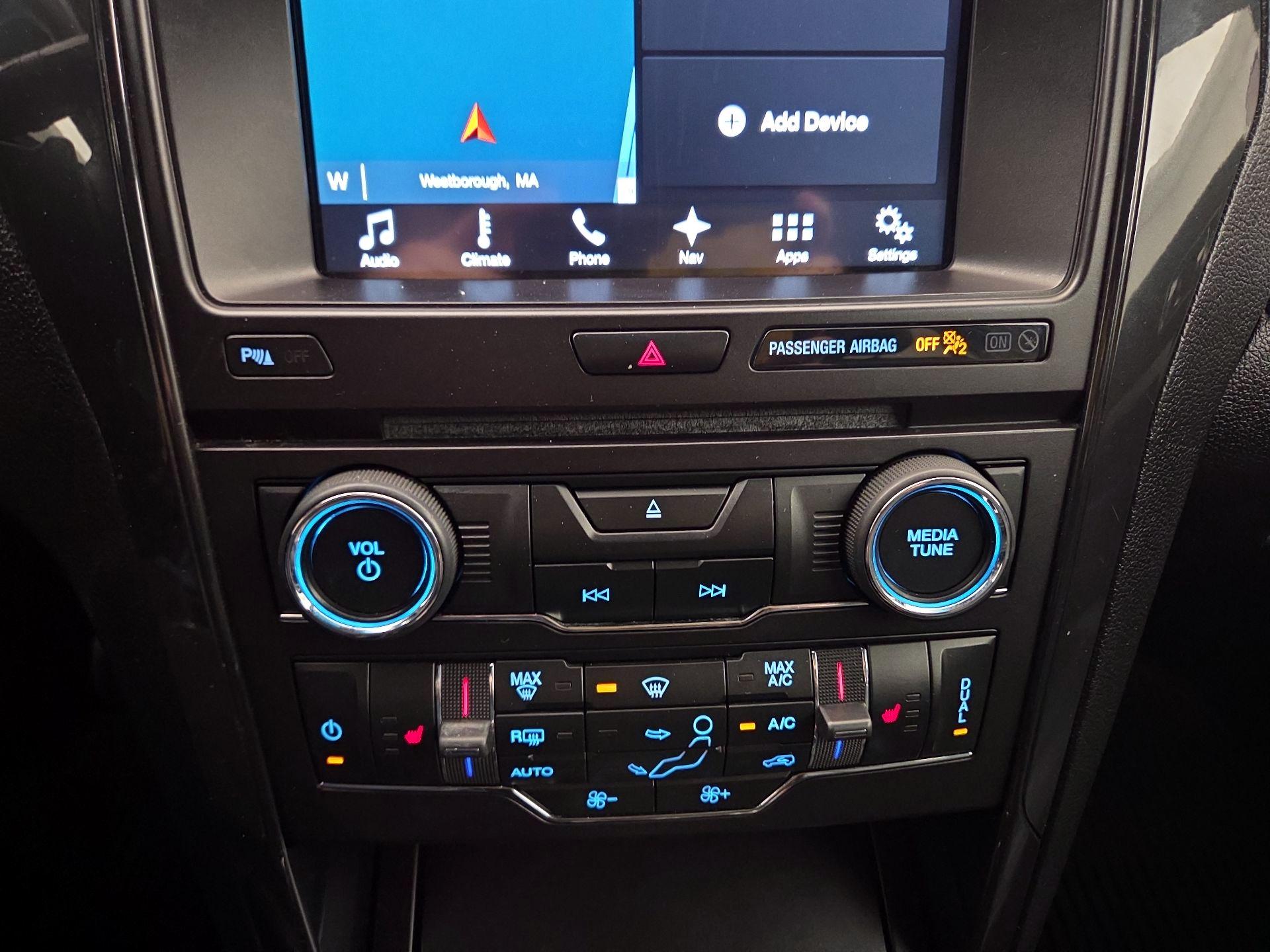 Thumbnail: 2017 Ford Explorer - 17