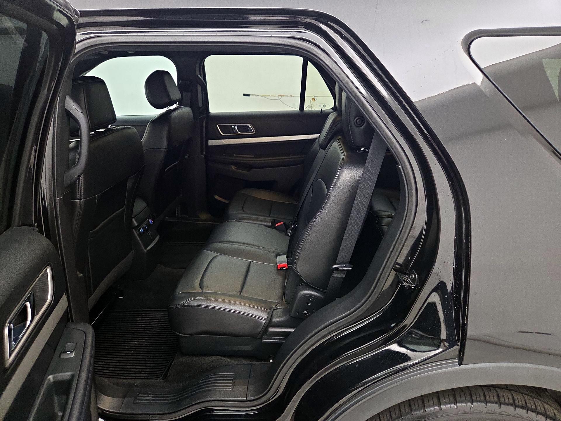 Thumbnail: 2017 Ford Explorer - 20