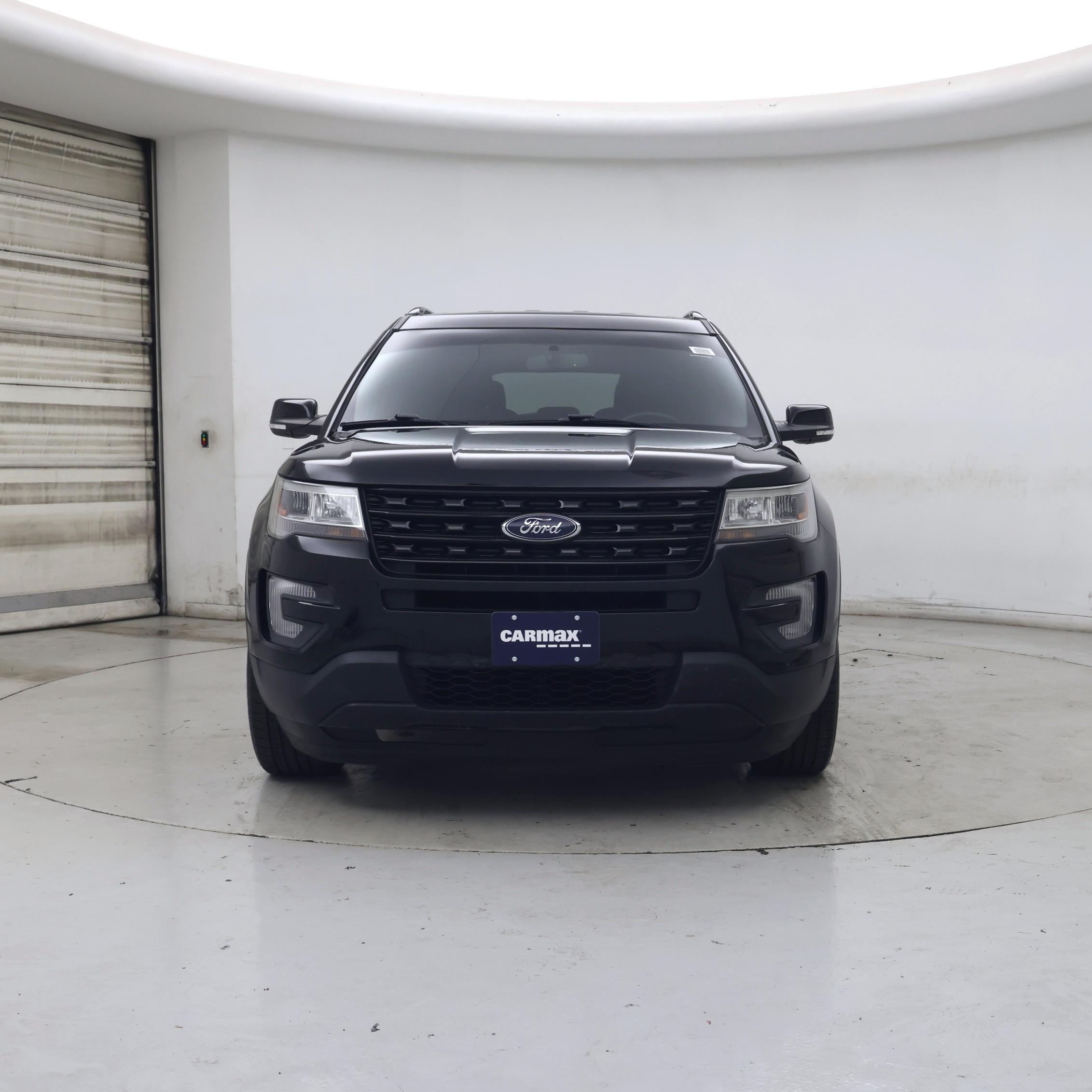 Thumbnail: 2017 Ford Explorer - 5