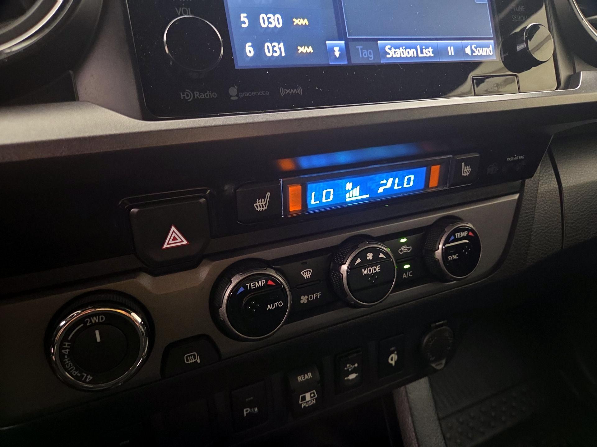Thumbnail: 2018 Toyota Tacoma - 16