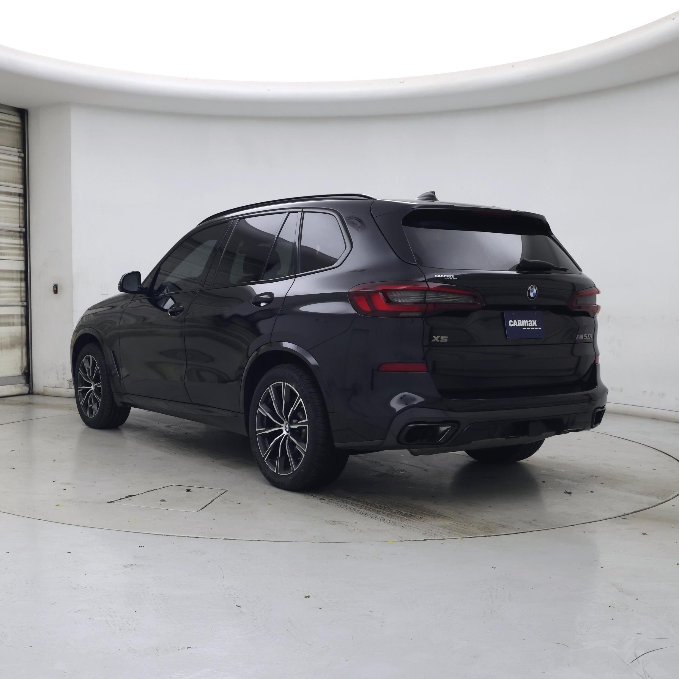 Thumbnail: 2021 BMW X5 - 2