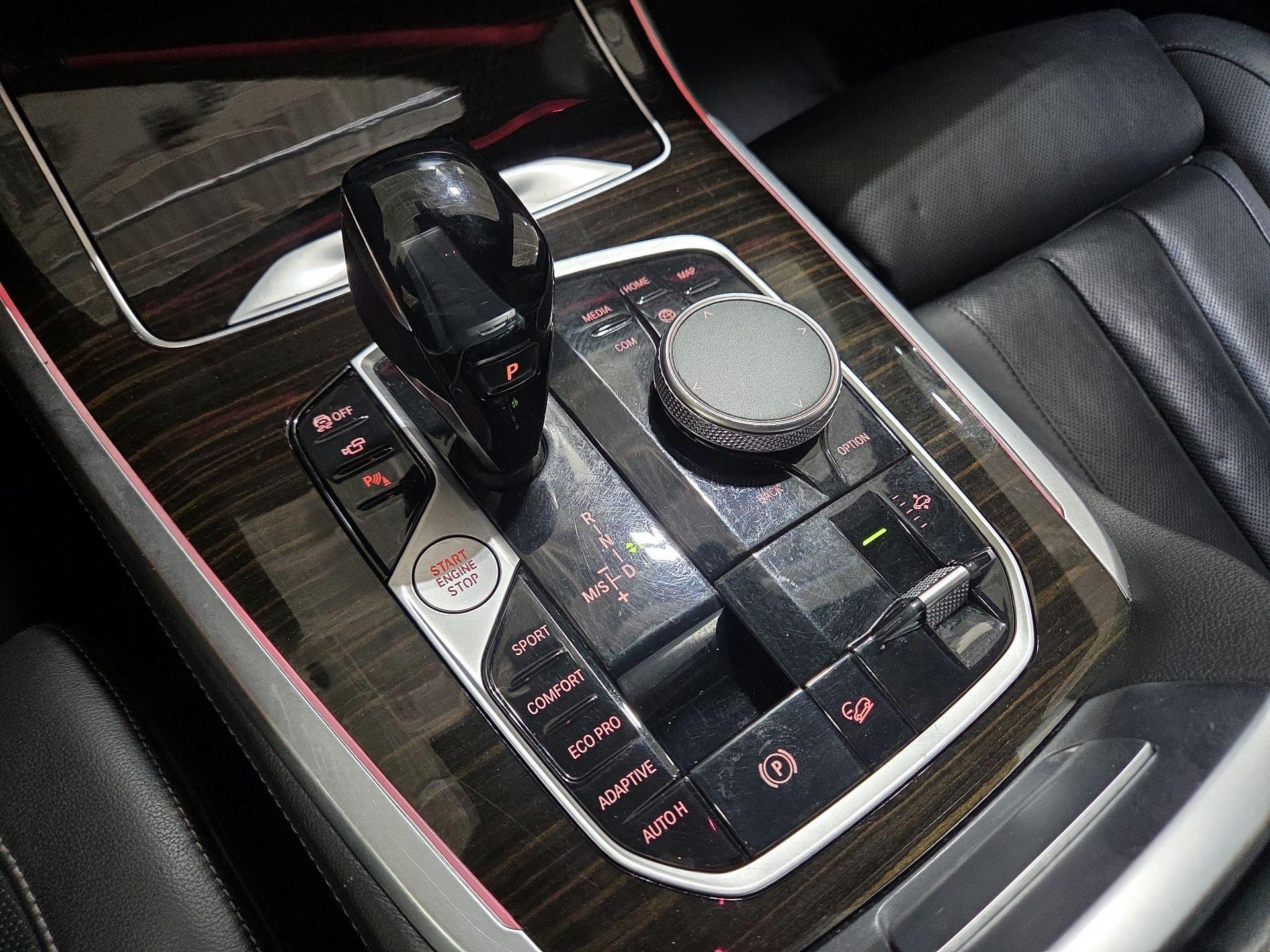 Thumbnail: 2021 BMW X7 - 18