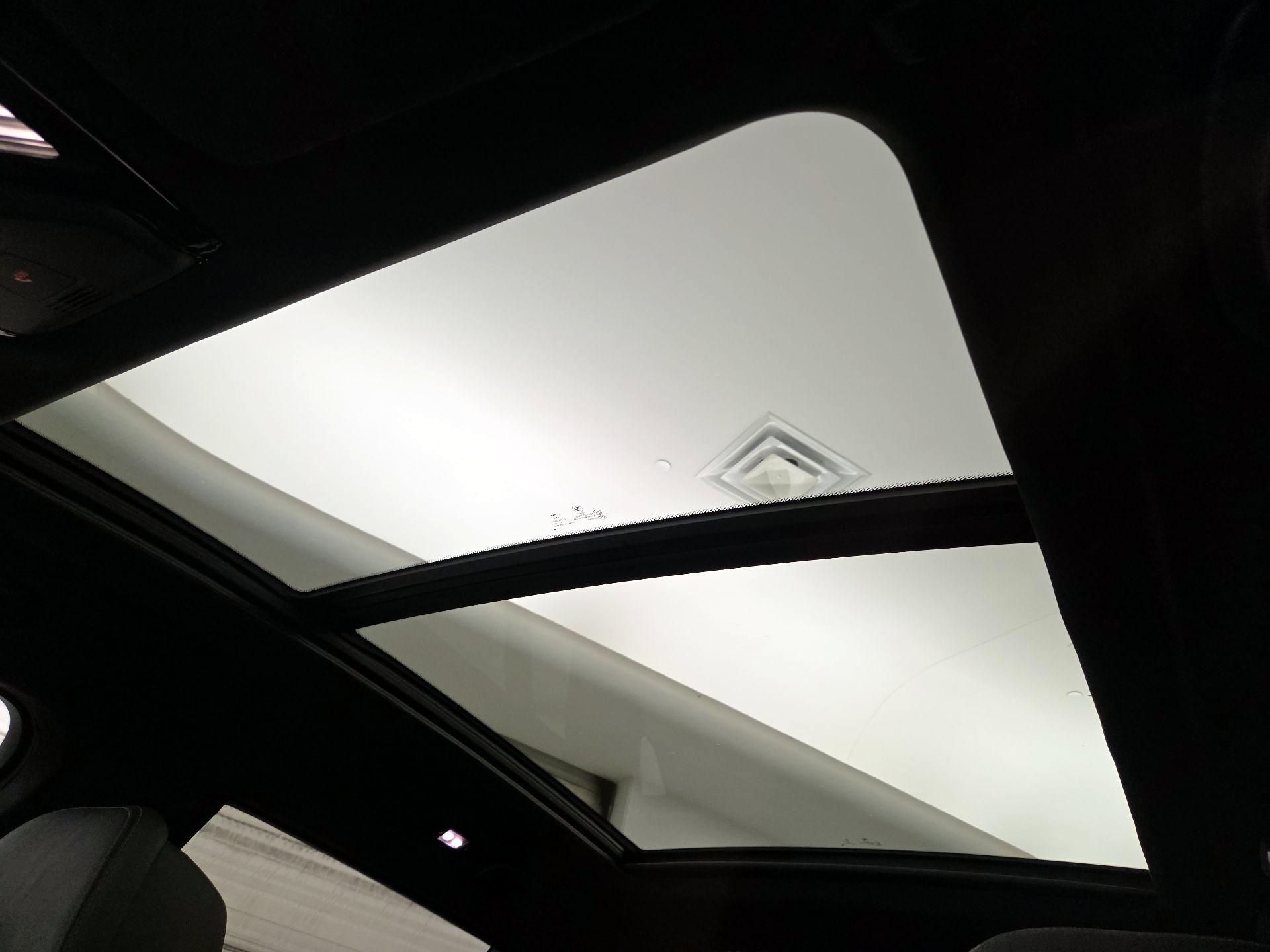 Thumbnail: 2021 BMW X7 - 20