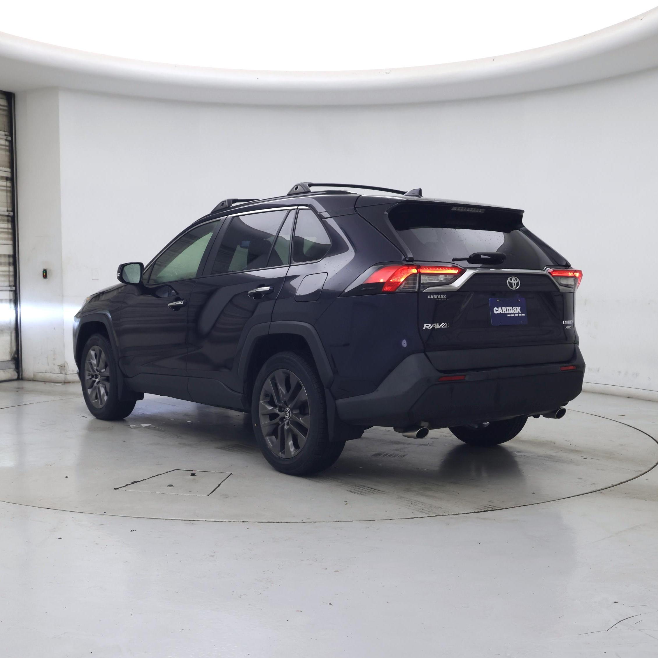Thumbnail: 2019 Toyota RAV4 - 2