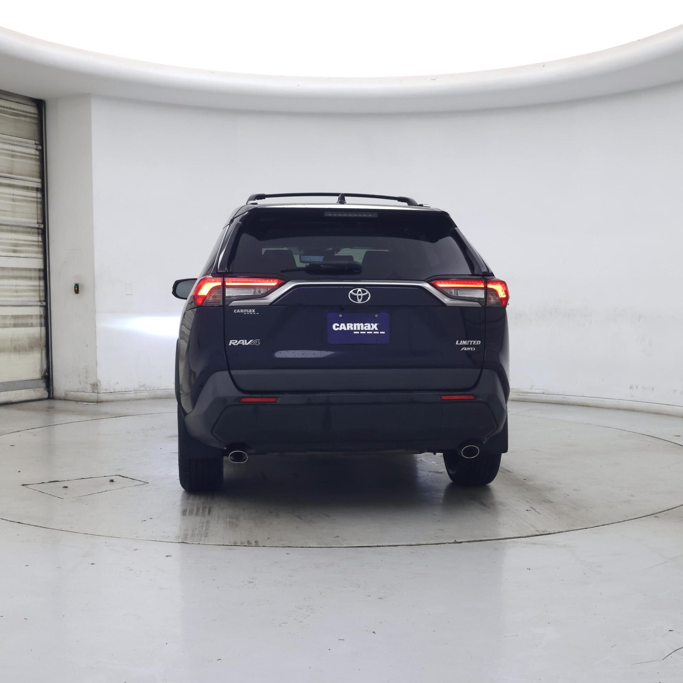Thumbnail: 2019 Toyota RAV4 - 6