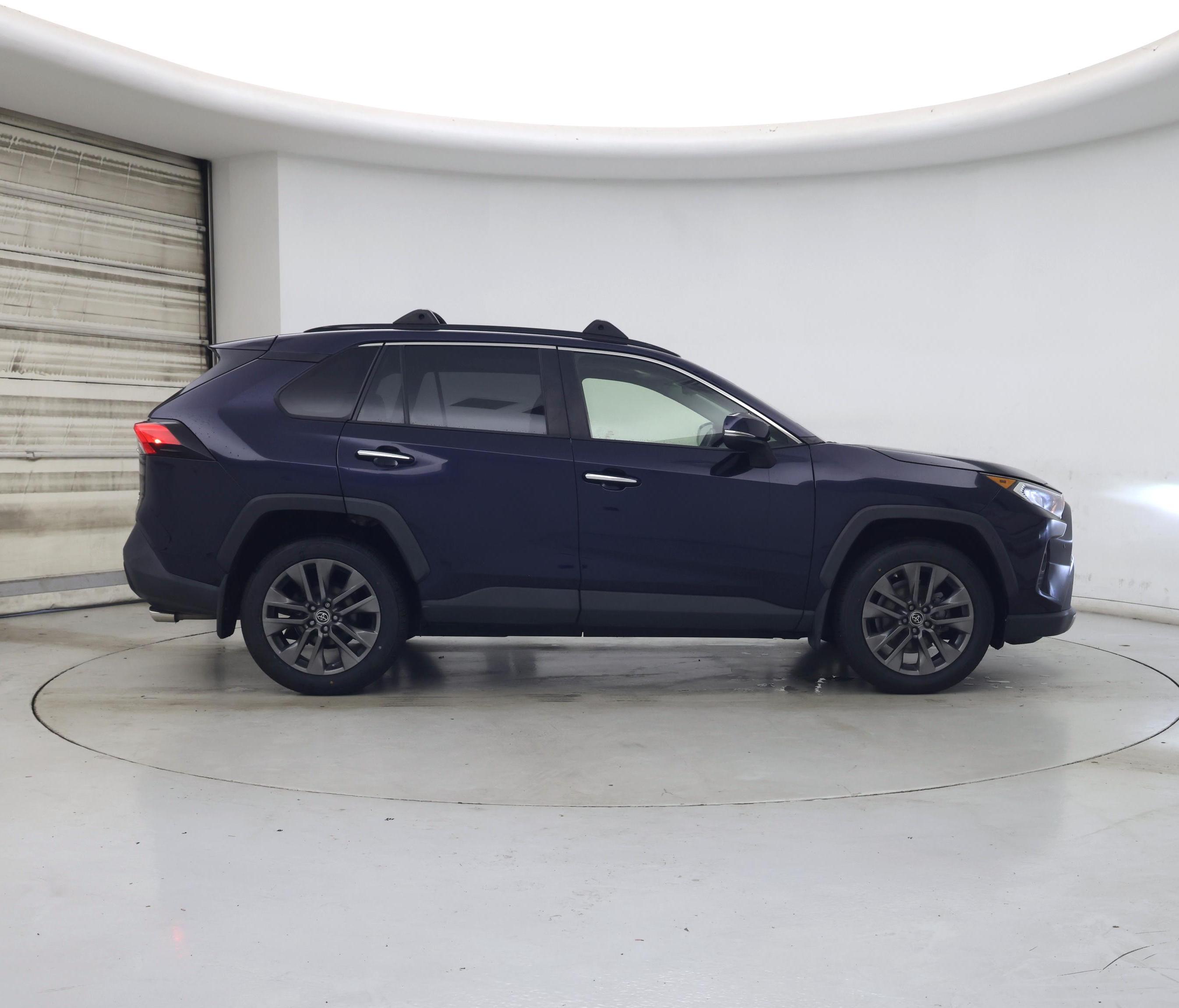 Thumbnail: 2019 Toyota RAV4 - 7