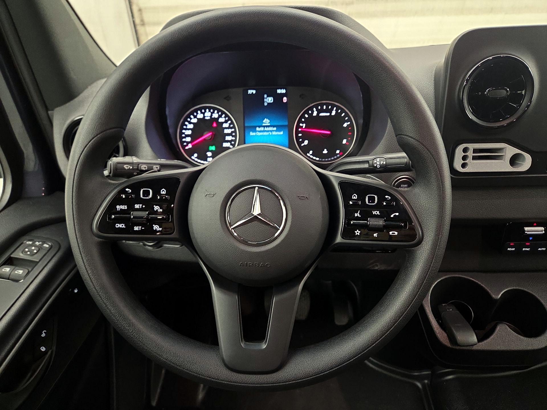 Thumbnail: 2024 Mercedes-Benz Sprinter - 10