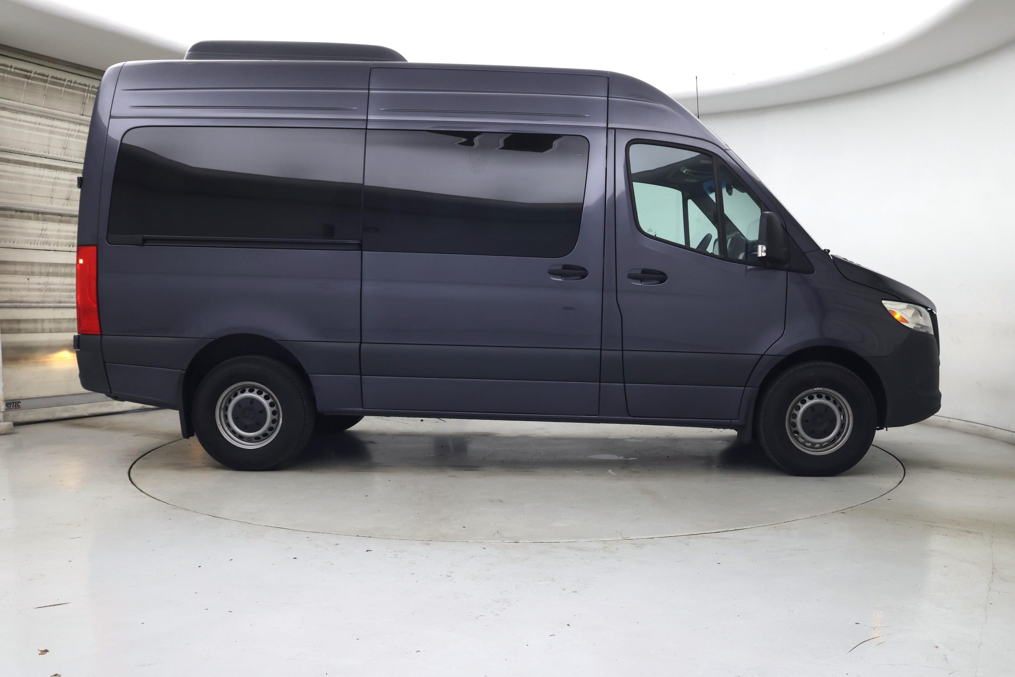 Thumbnail: 2024 Mercedes-Benz Sprinter - 7
