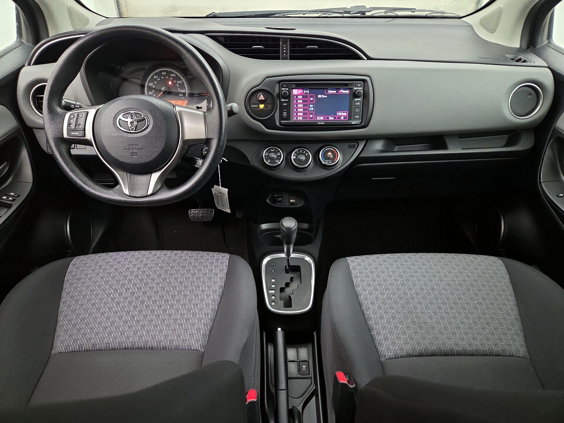 Thumbnail: 2016 Toyota Yaris - 9