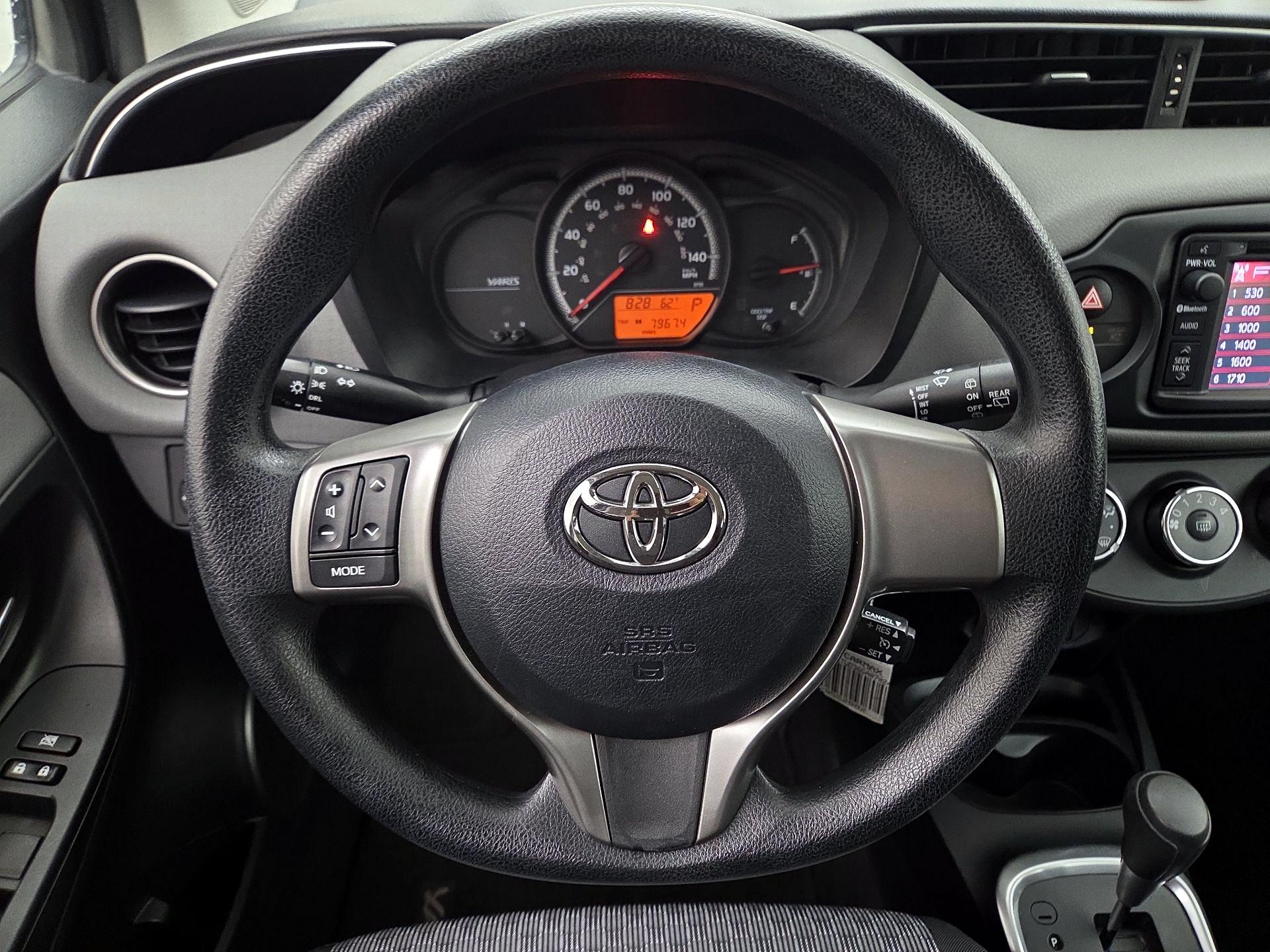 Thumbnail: 2016 Toyota Yaris - 10