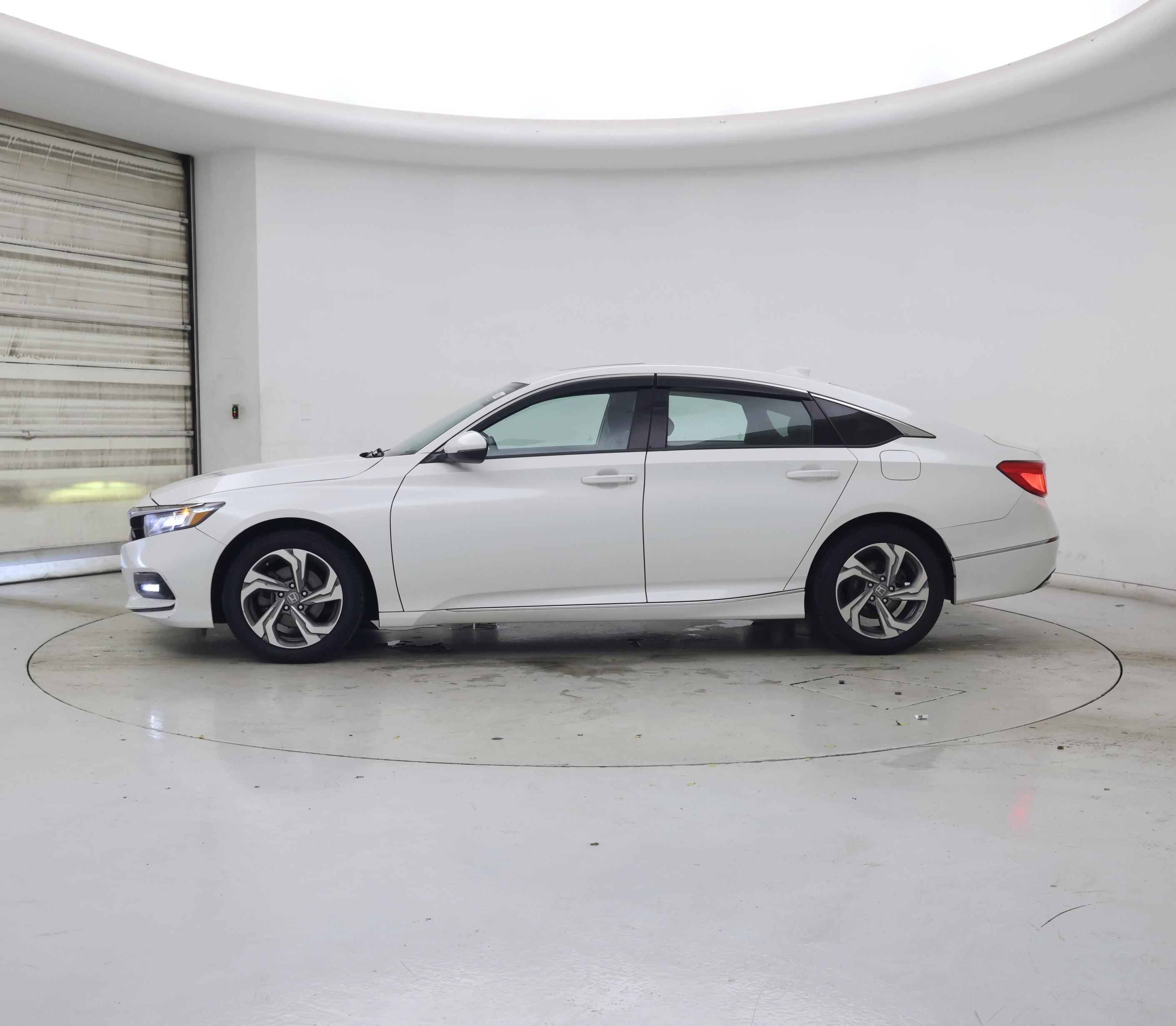 Thumbnail: 2018 Honda Accord - 3