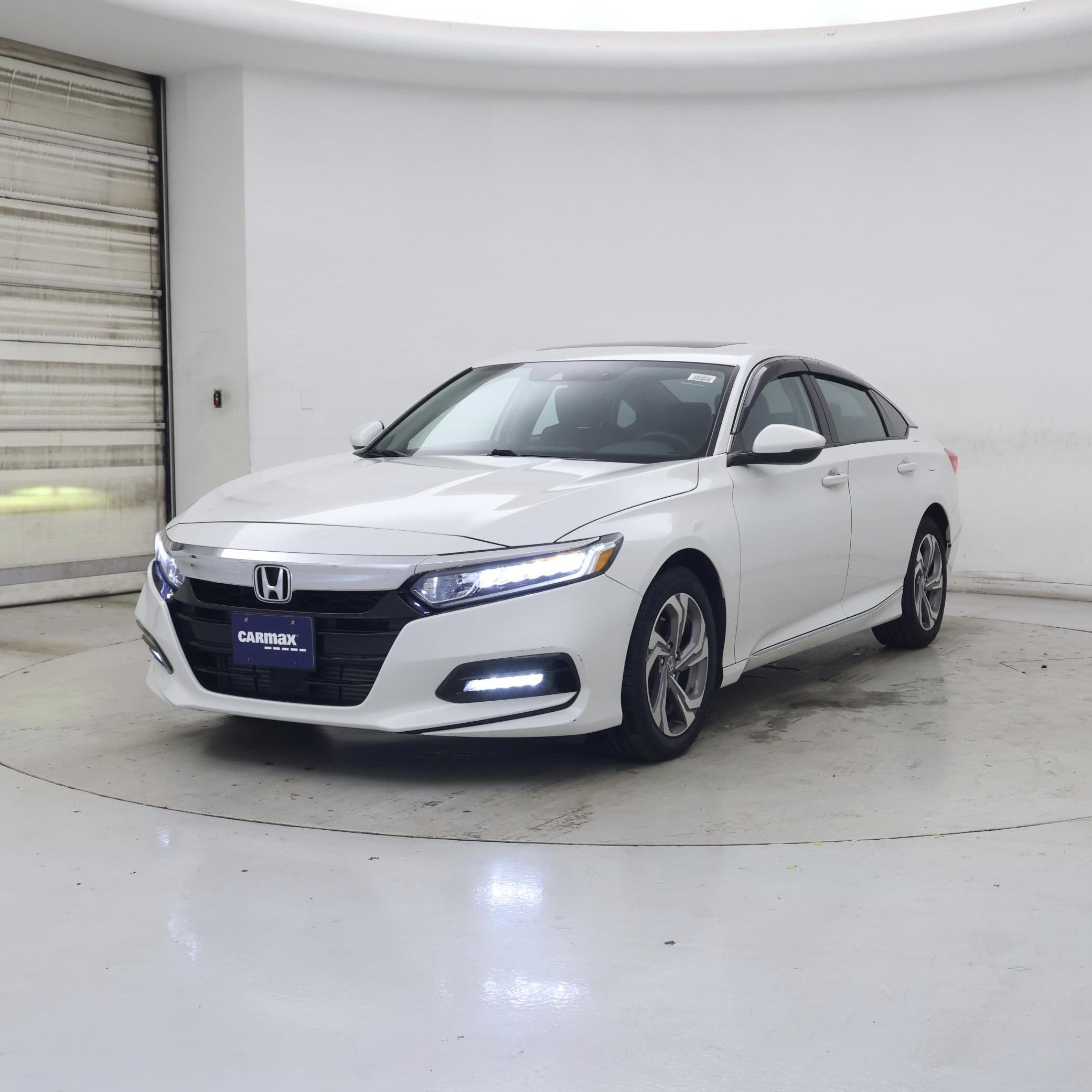 Thumbnail: 2018 Honda Accord - 4