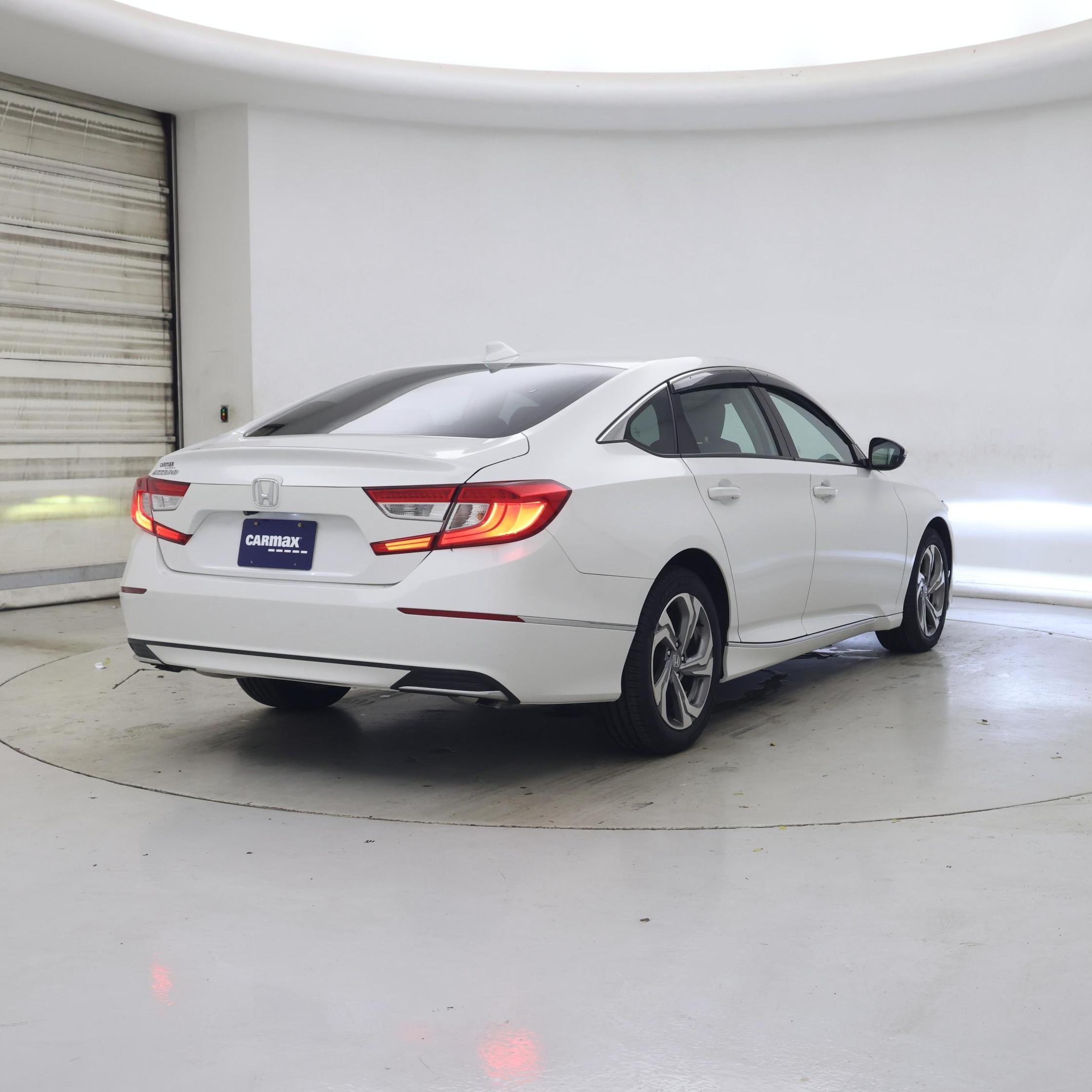 Thumbnail: 2018 Honda Accord - 8
