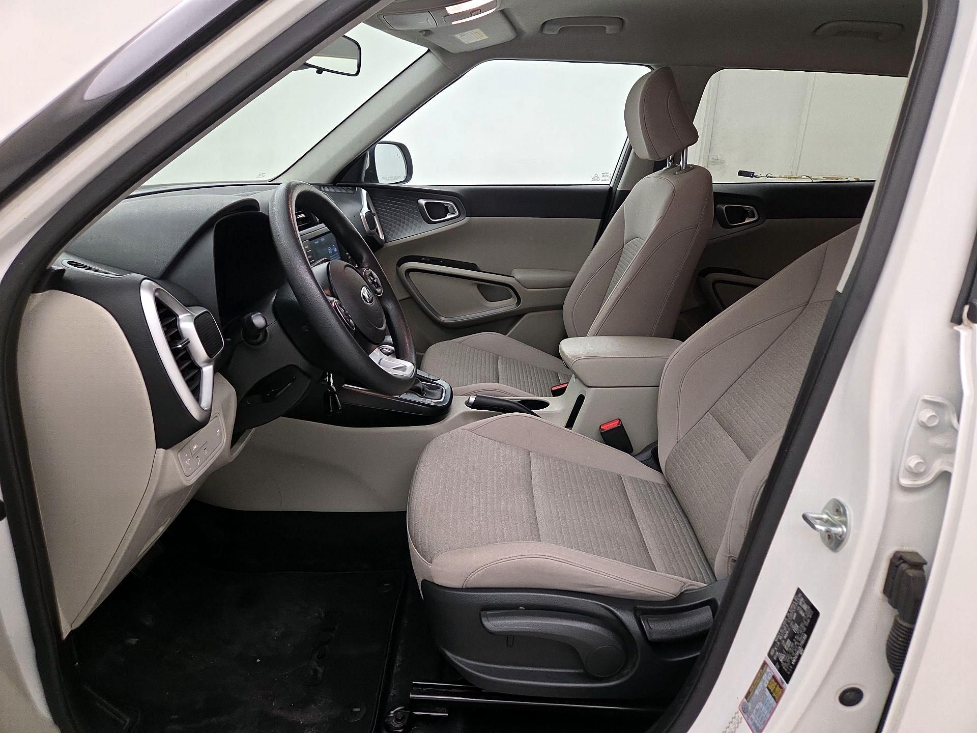 Thumbnail: 2020 Kia Soul - 11