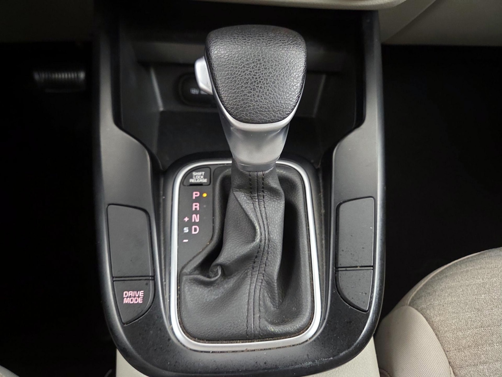 2020 Kia Soul S - Photo 18