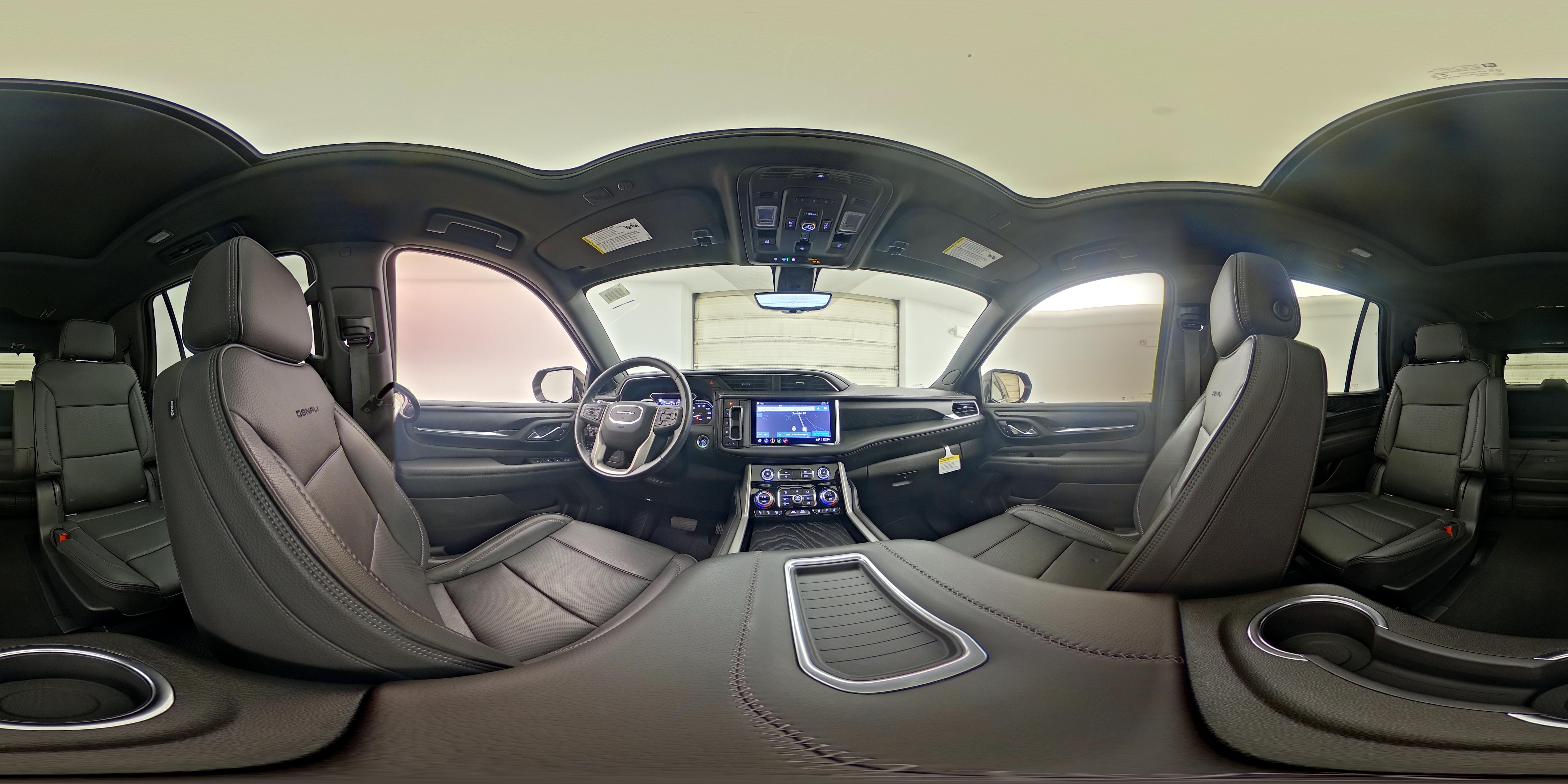 2021 GMC Yukon Denali - Photo 29