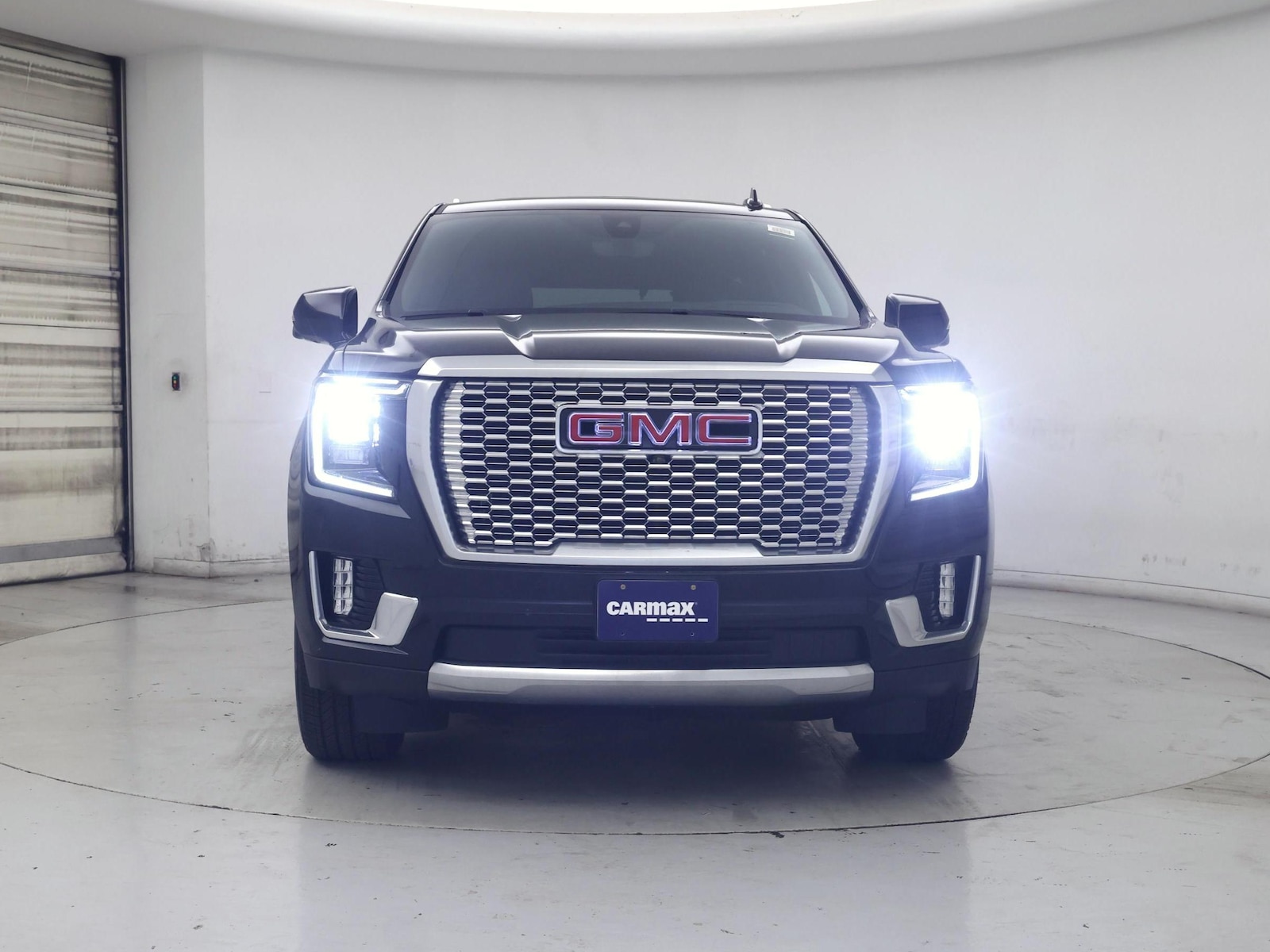 2021 GMC Yukon Denali - Photo 6