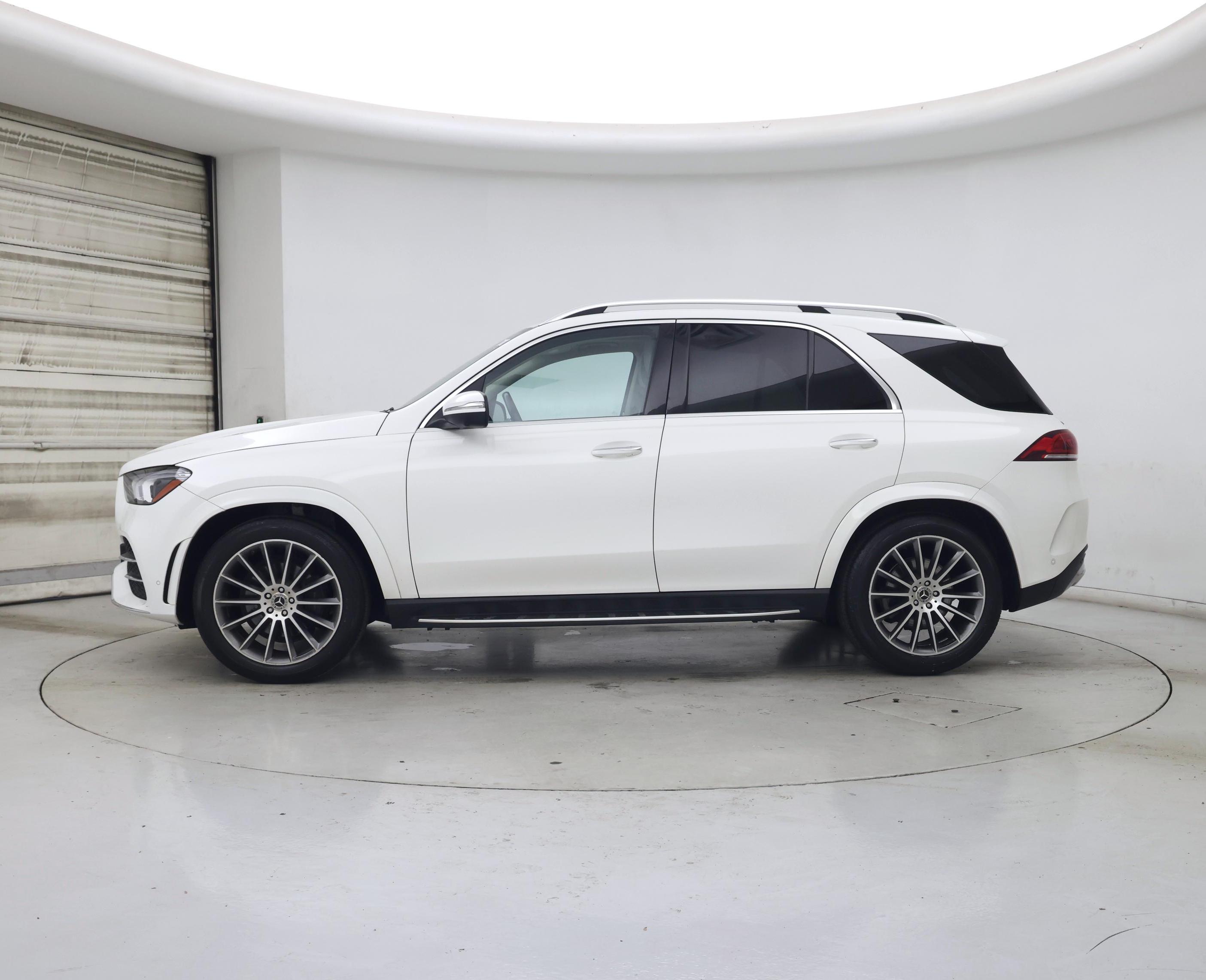 Thumbnail: 2020 Mercedes-Benz GLE - 3