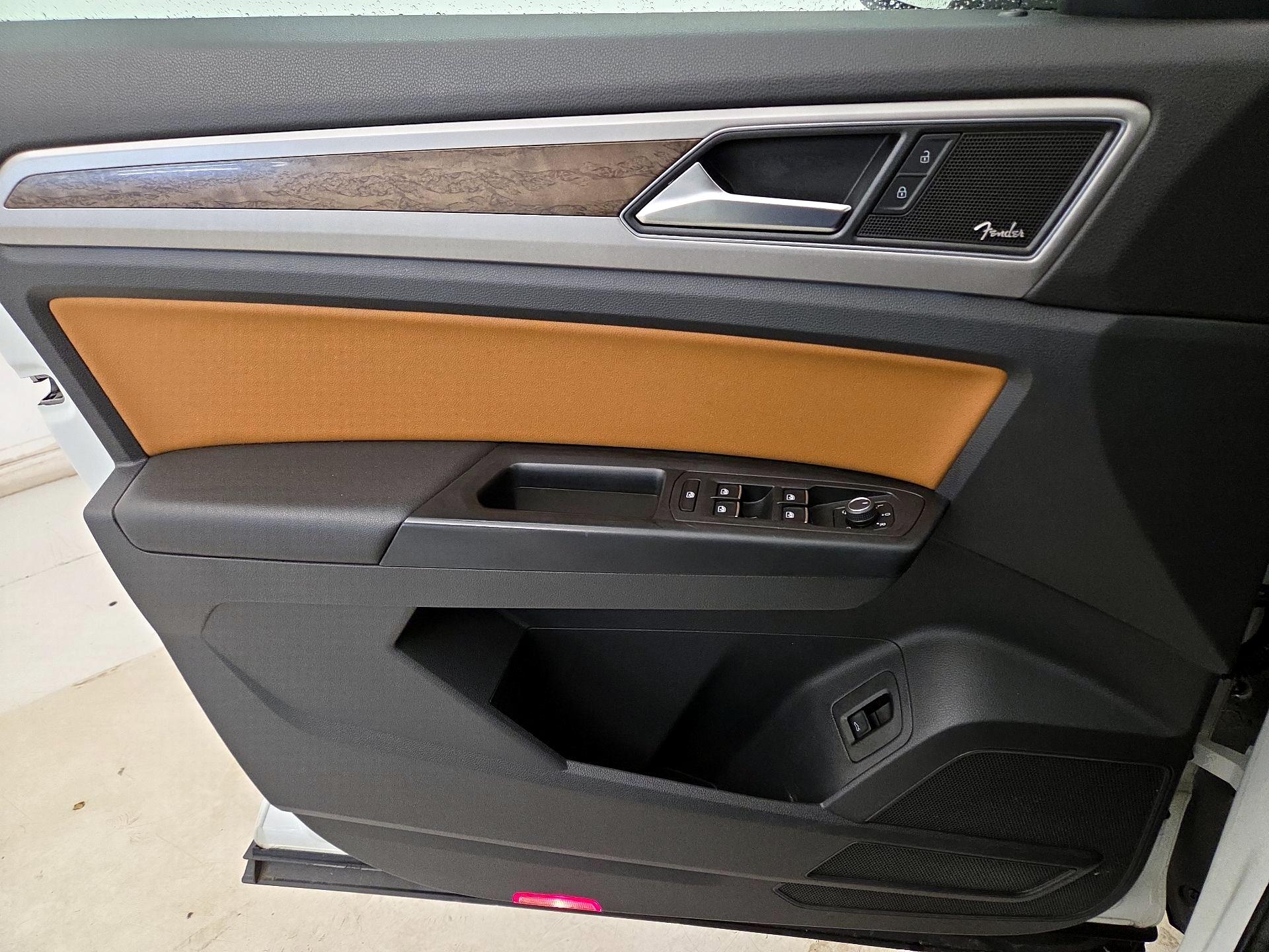 Thumbnail: 2019 Volkswagen Atlas - 12
