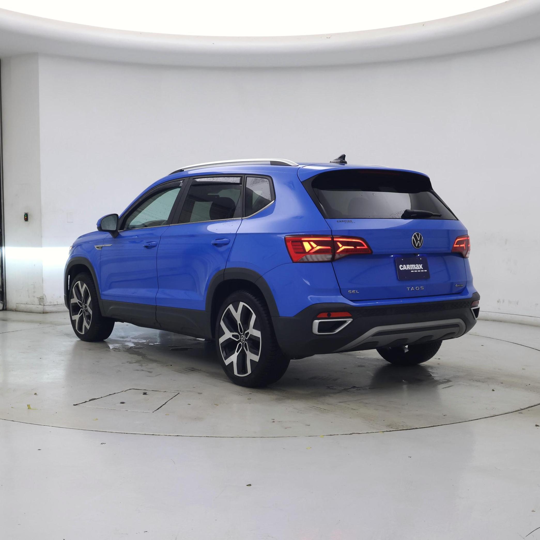 Thumbnail: 2022 Volkswagen Taos - 2