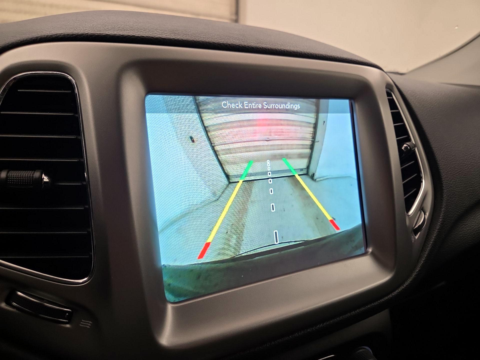 Thumbnail: 2018 Jeep Compass - 15