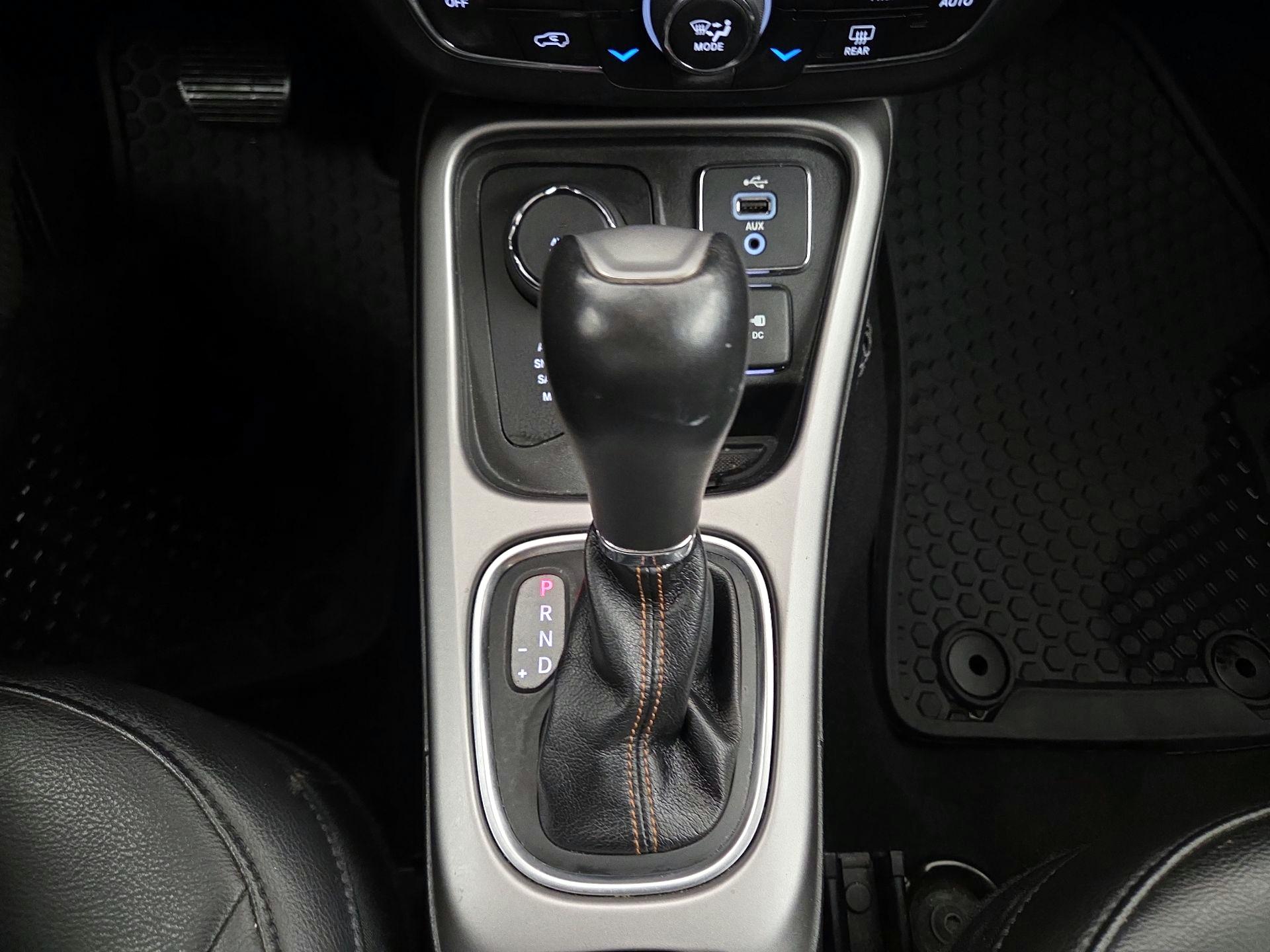 Thumbnail: 2018 Jeep Compass - 18