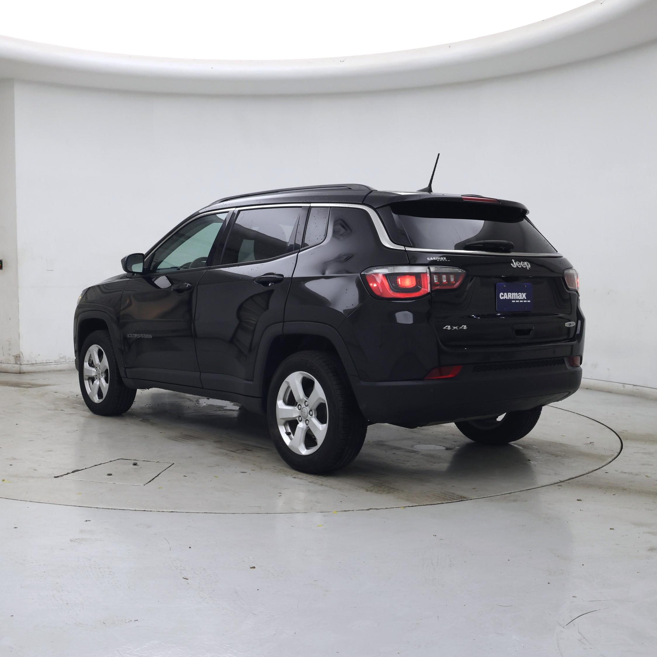 Thumbnail: 2018 Jeep Compass - 2