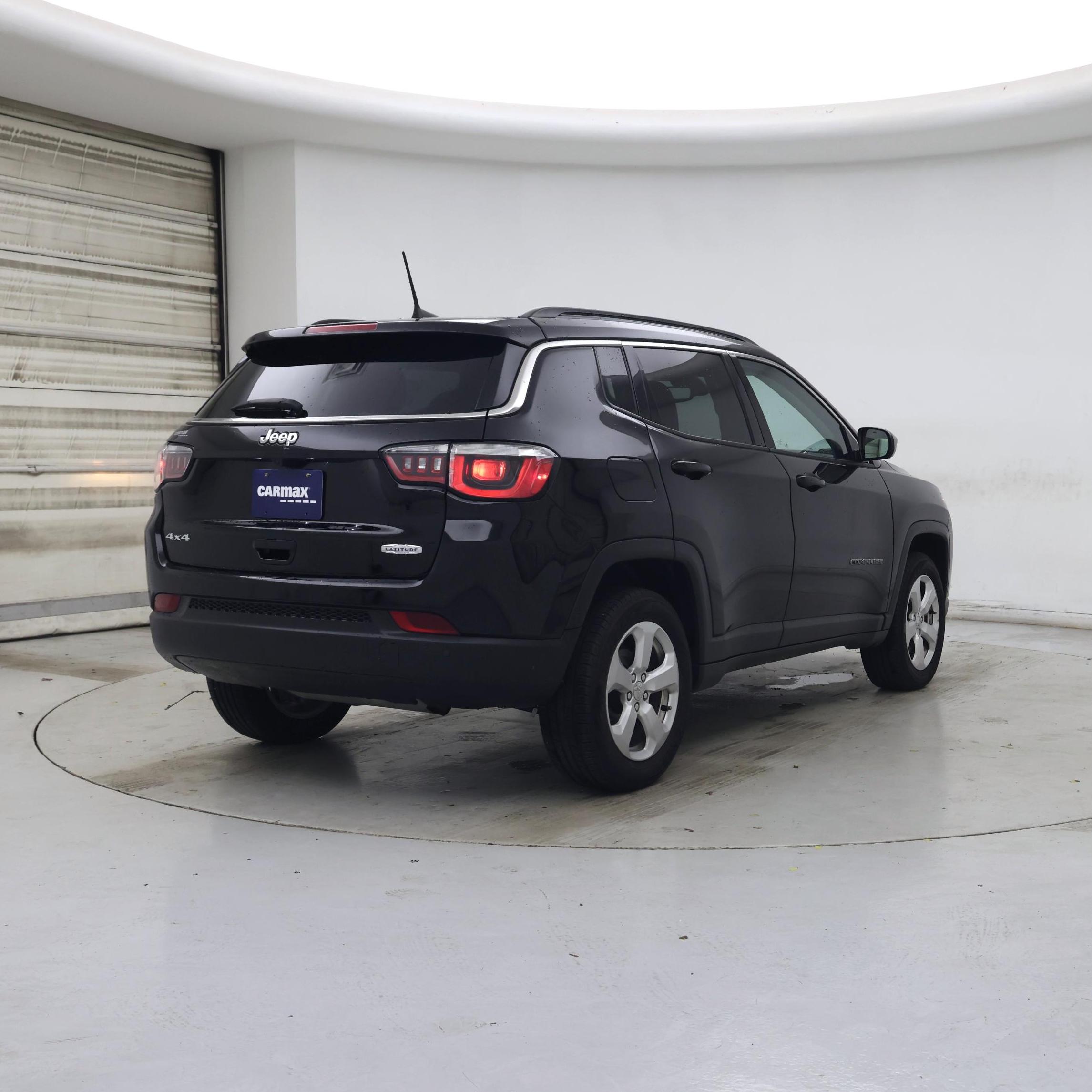Thumbnail: 2018 Jeep Compass - 8