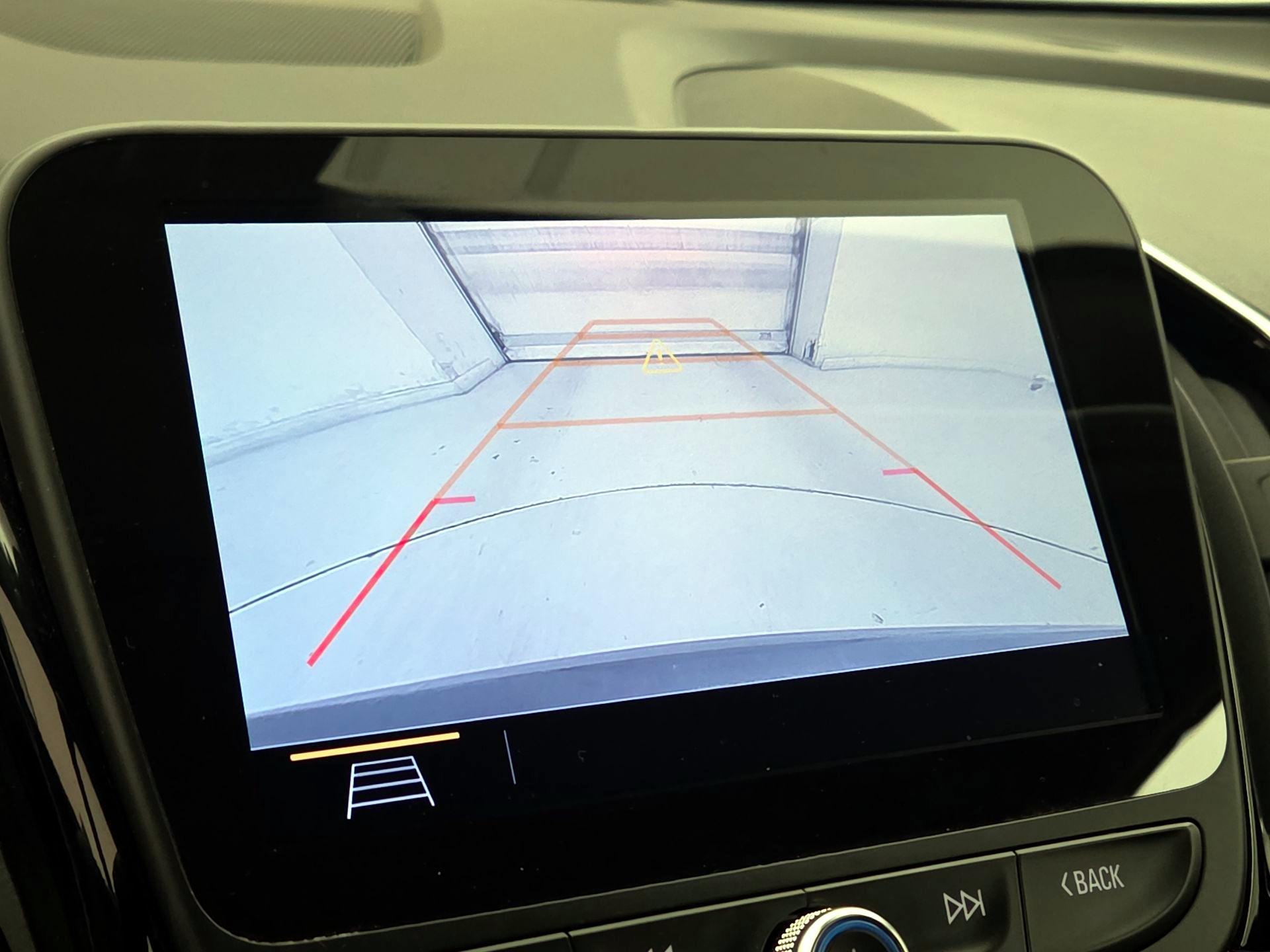 Thumbnail: 2019 Chevrolet Volt - 14