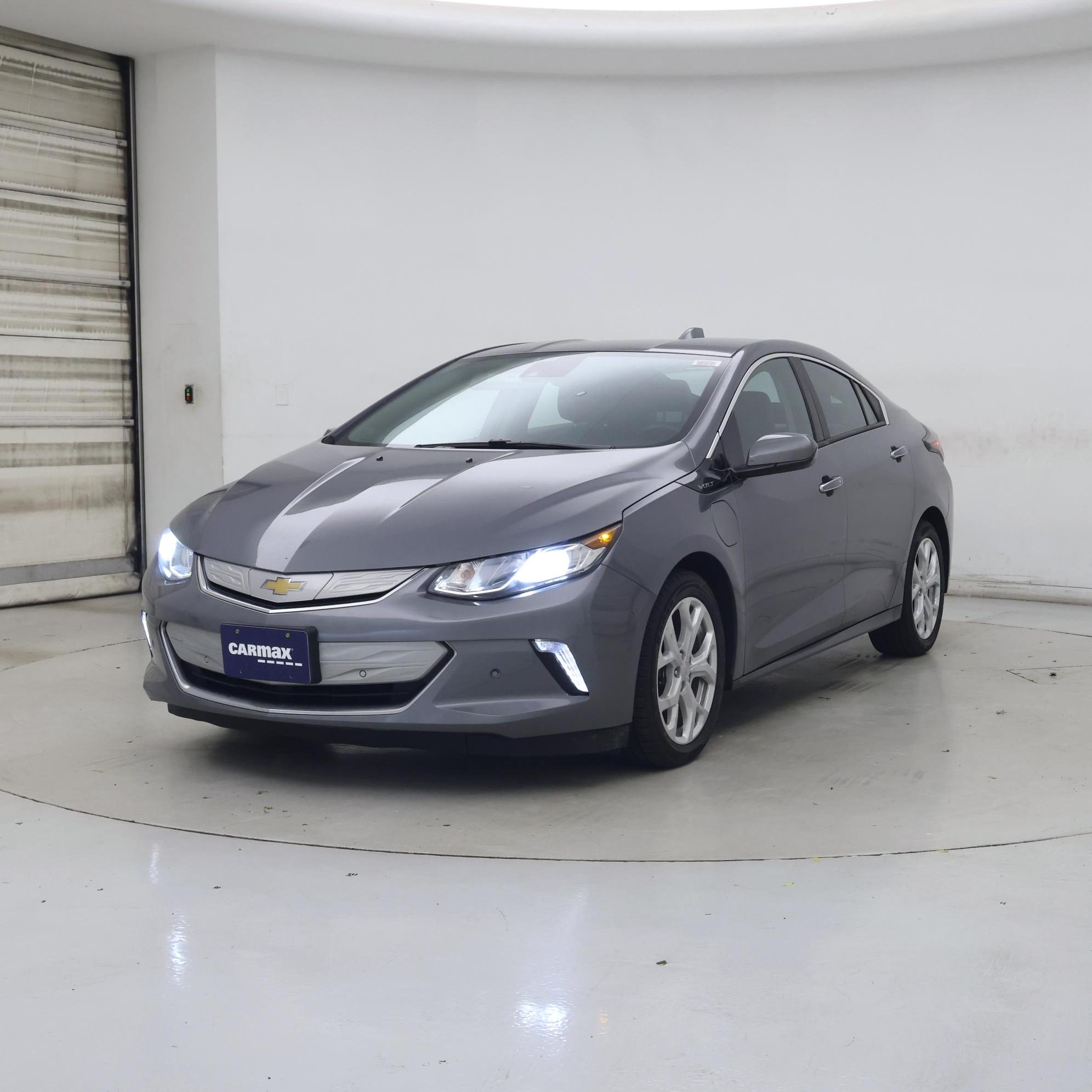 Thumbnail: 2019 Chevrolet Volt - 4