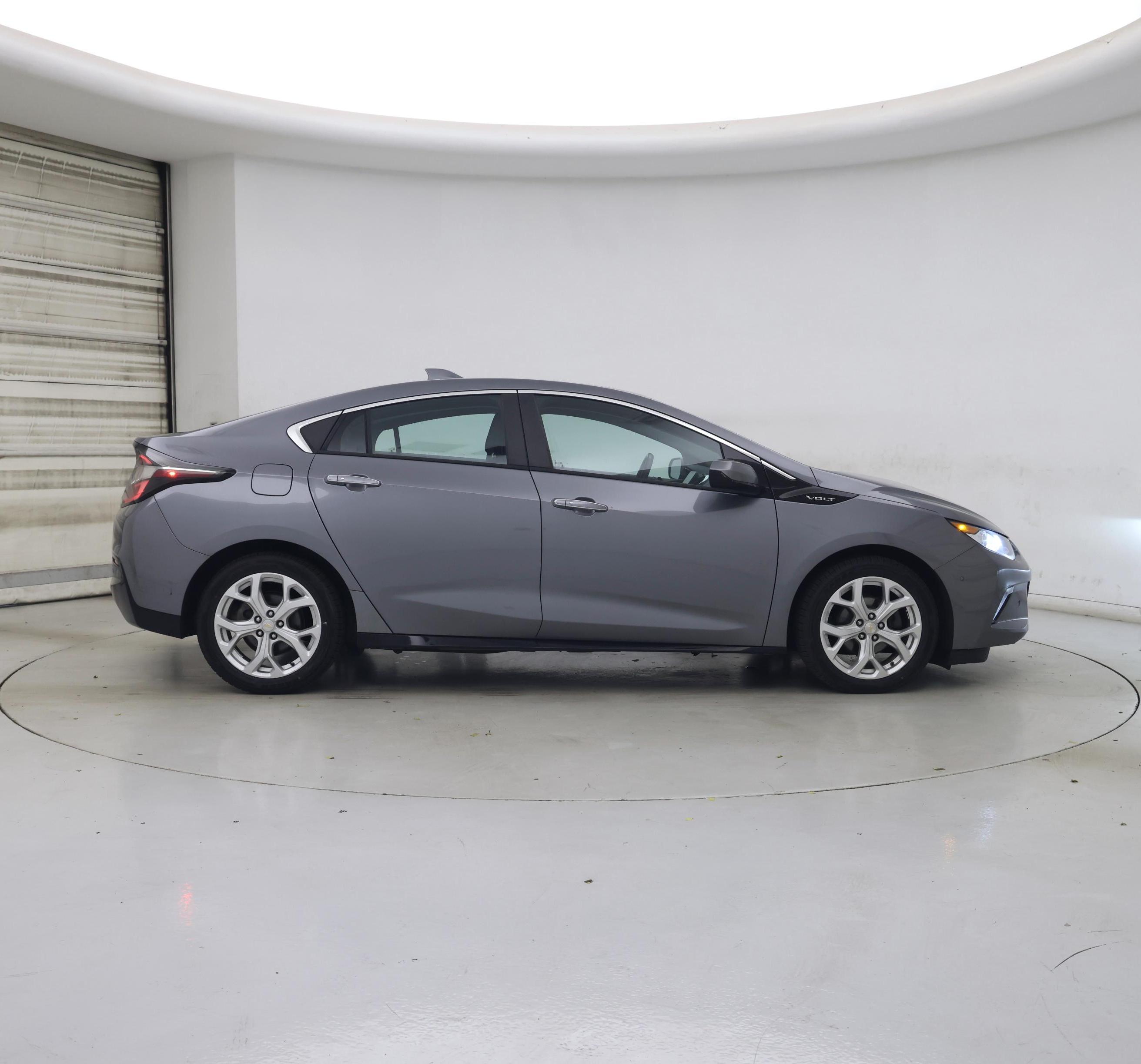 Thumbnail: 2019 Chevrolet Volt - 7