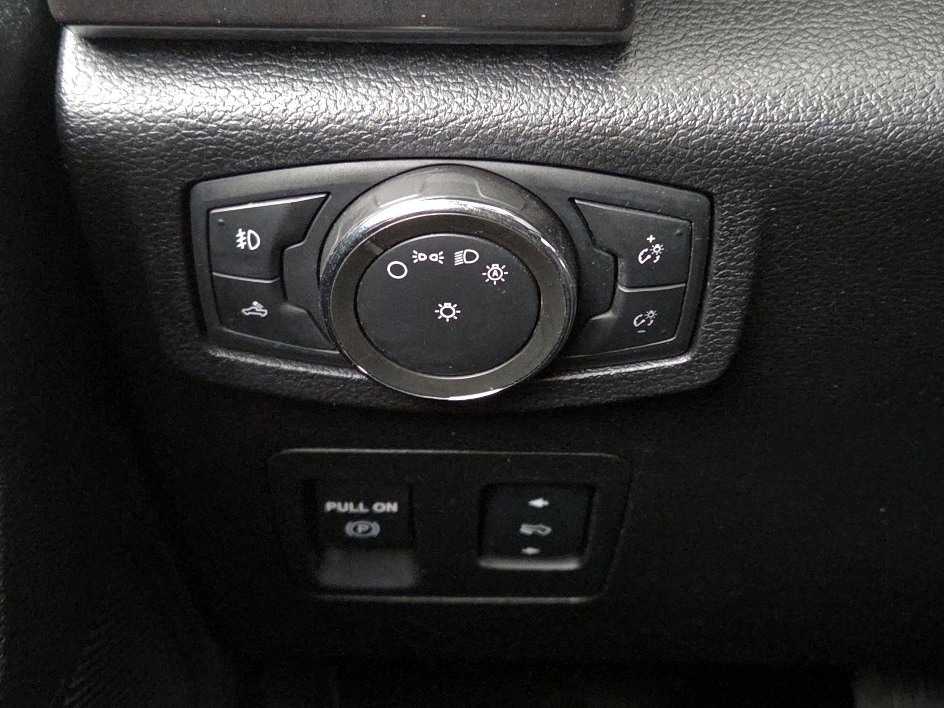 Thumbnail: 2015 Ford F-150 - 13