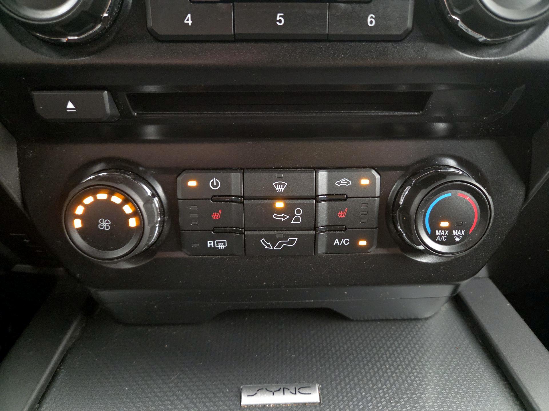 Thumbnail: 2015 Ford F-150 - 16