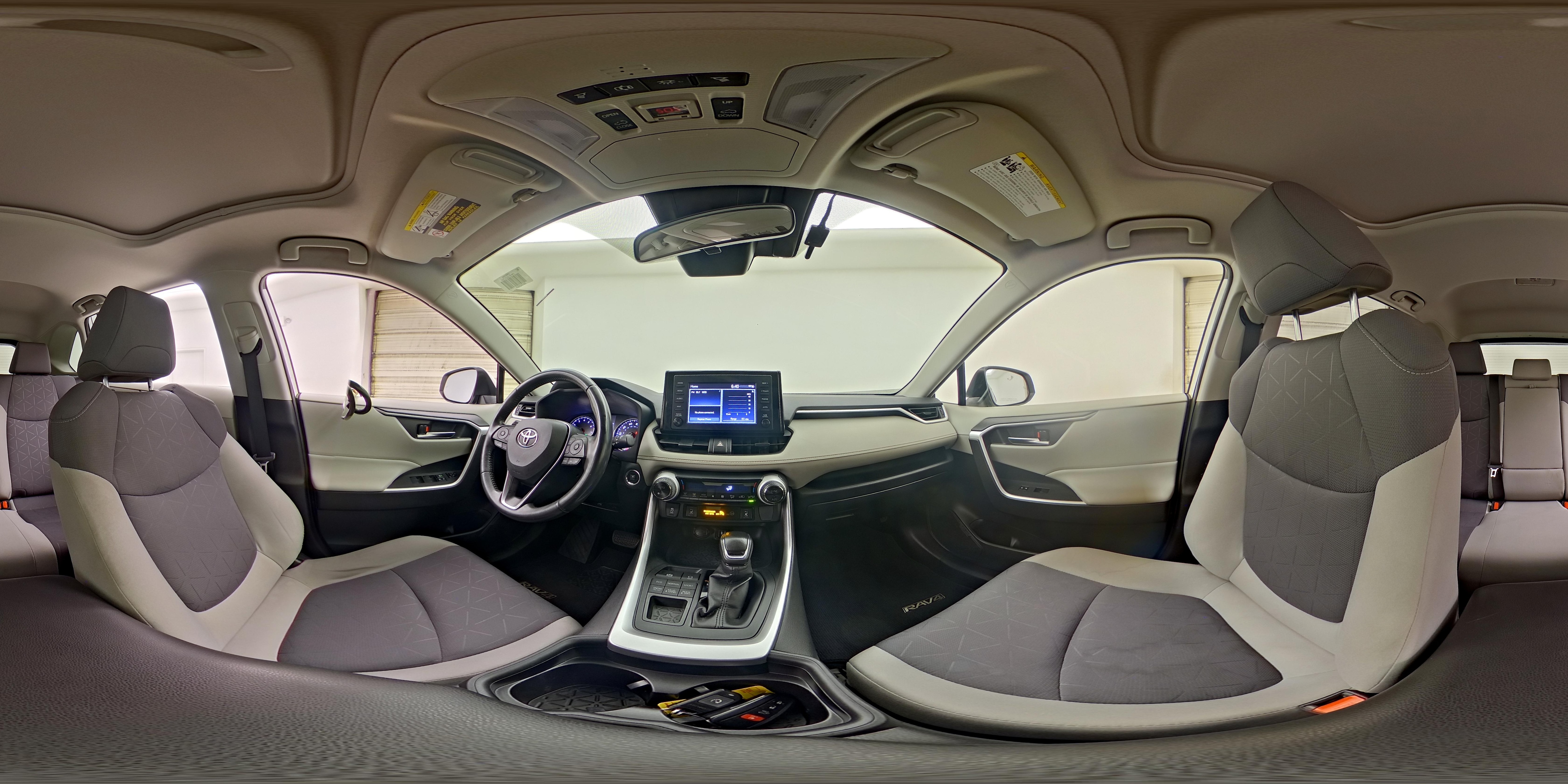 2019 Toyota RAV4 XLE - Photo 25