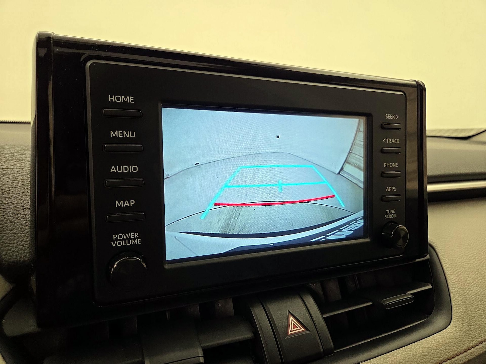 2019 Toyota RAV4 XLE - Photo 15