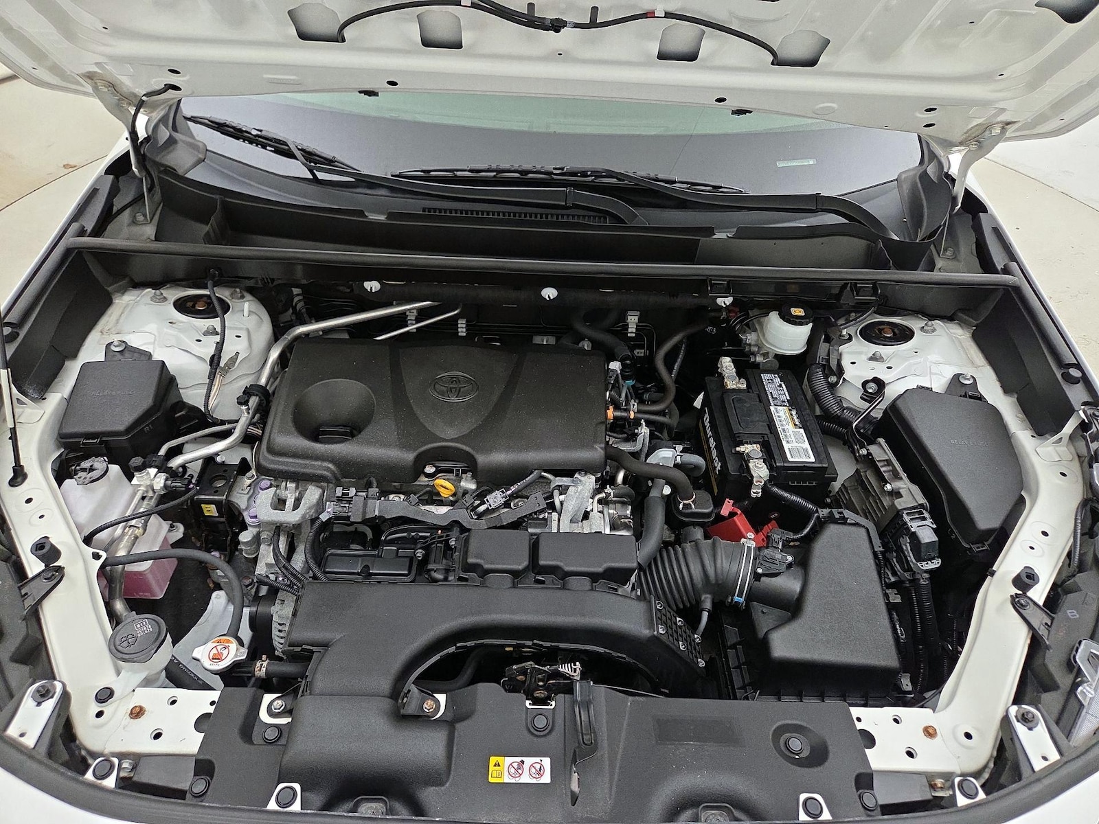 2019 Toyota RAV4 XLE - Photo 23