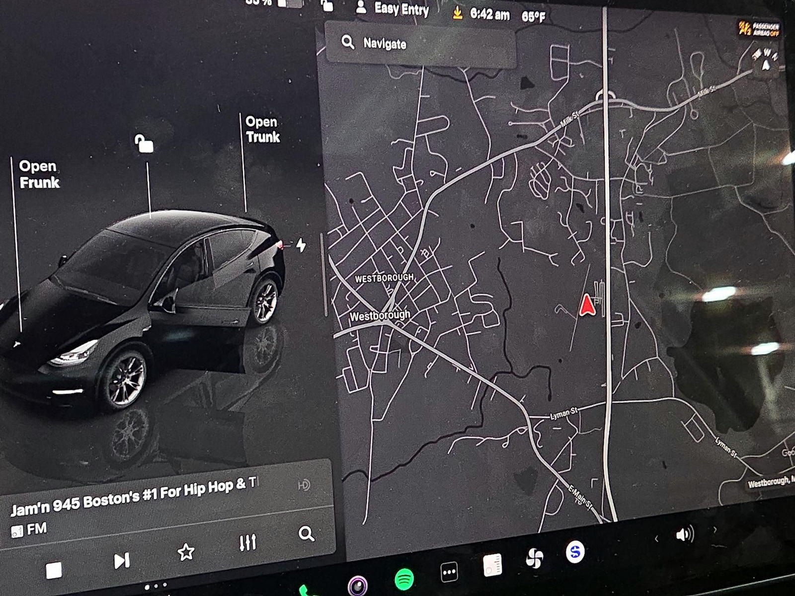 2024 Tesla Model Y Long Range - Photo 14