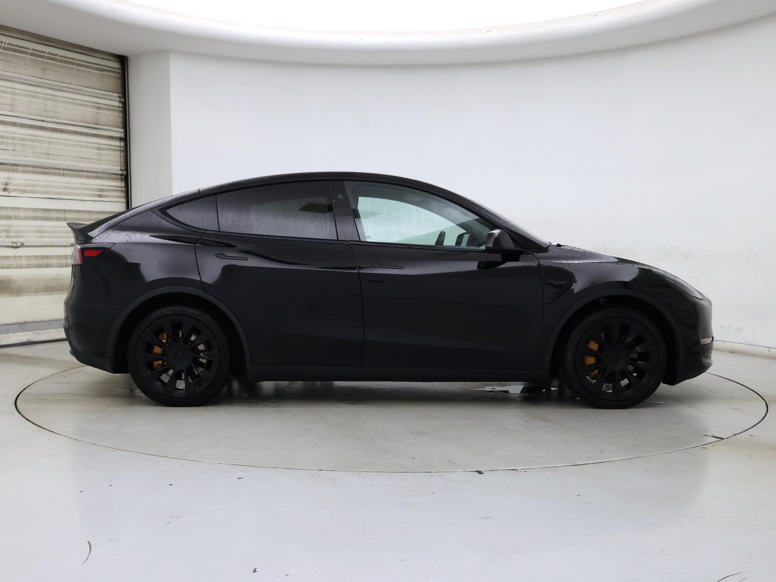 2024 Tesla Model Y Long Range - Photo 8