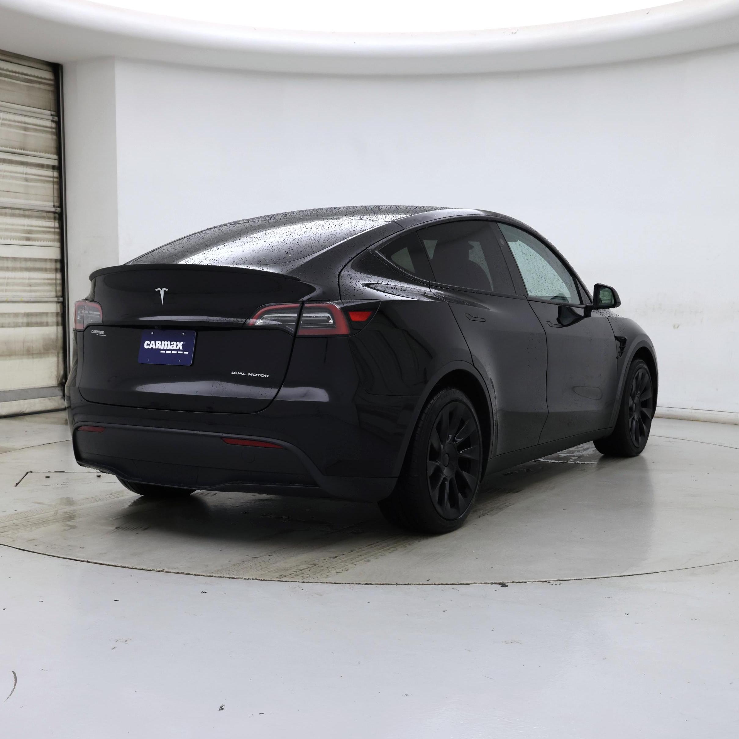 Thumbnail: 2024 Tesla Model Y - 8