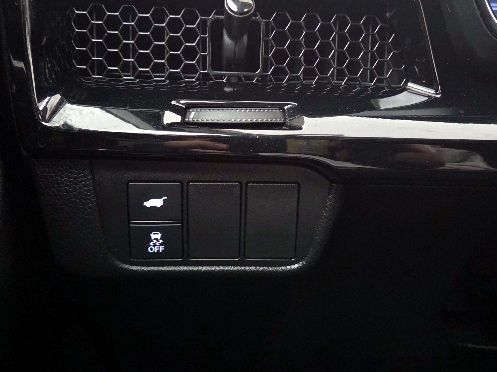 Thumbnail: 2023 Honda CR-V - 13