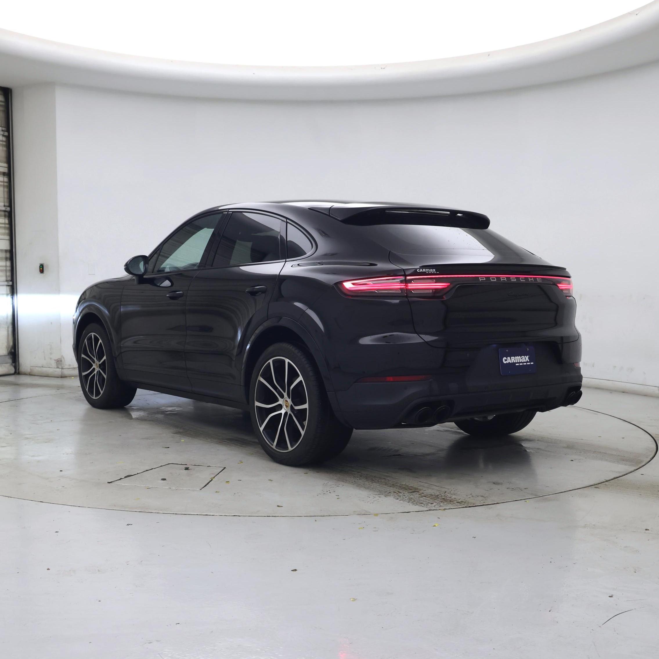 Thumbnail: 2020 Porsche Cayenne - 2