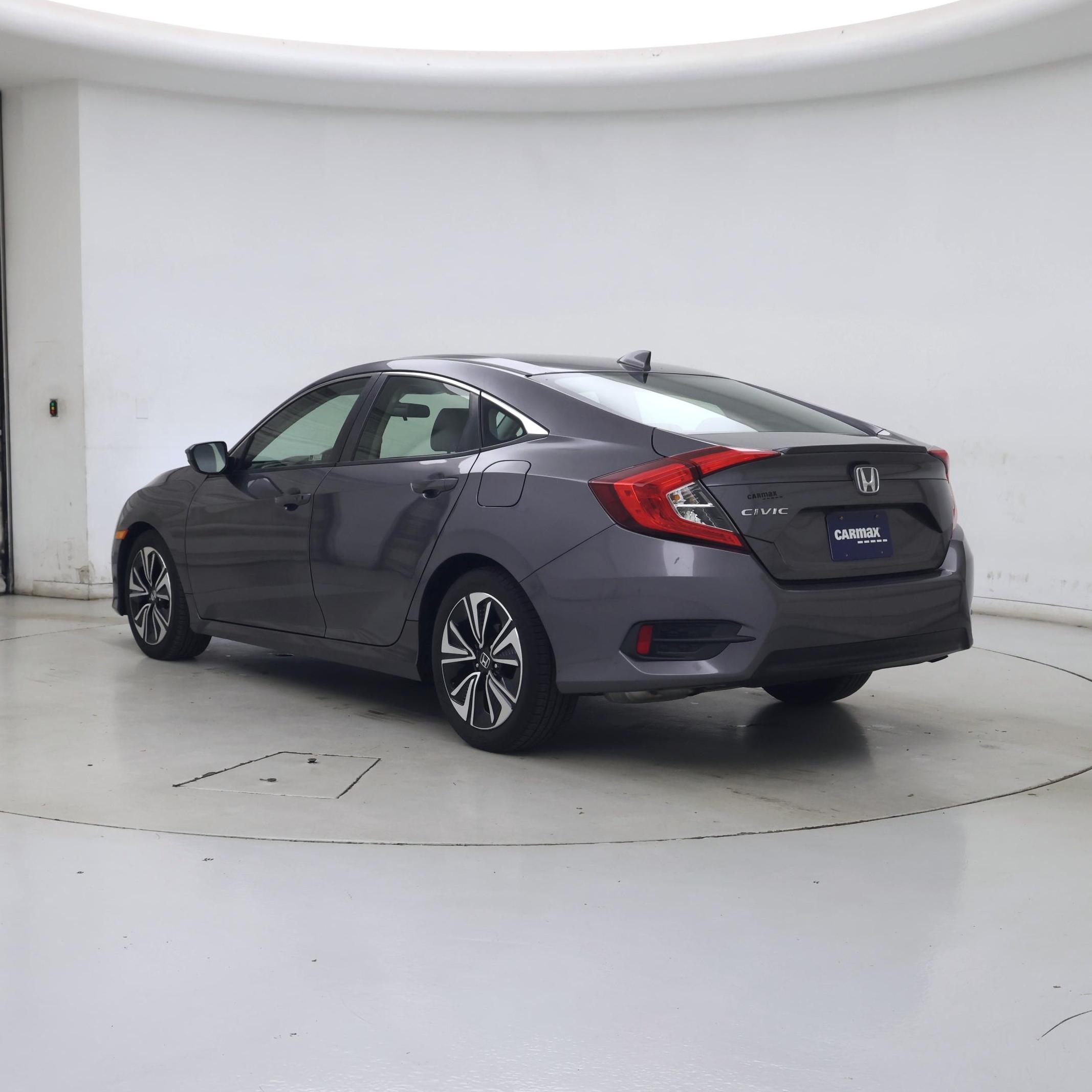 Thumbnail: 2018 Honda Civic - 2