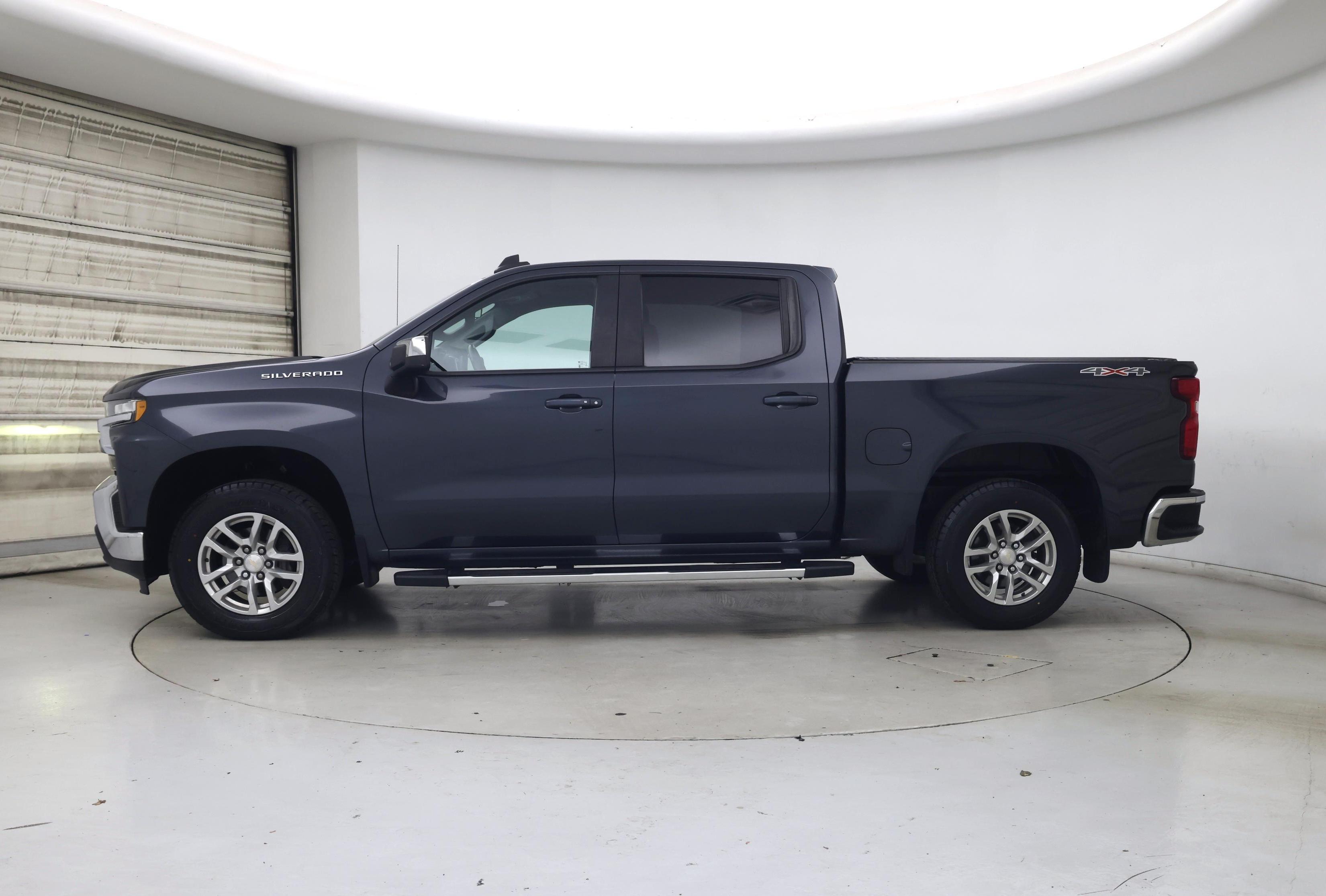 Thumbnail: 2021 Chevrolet Silverado 1500 - 3