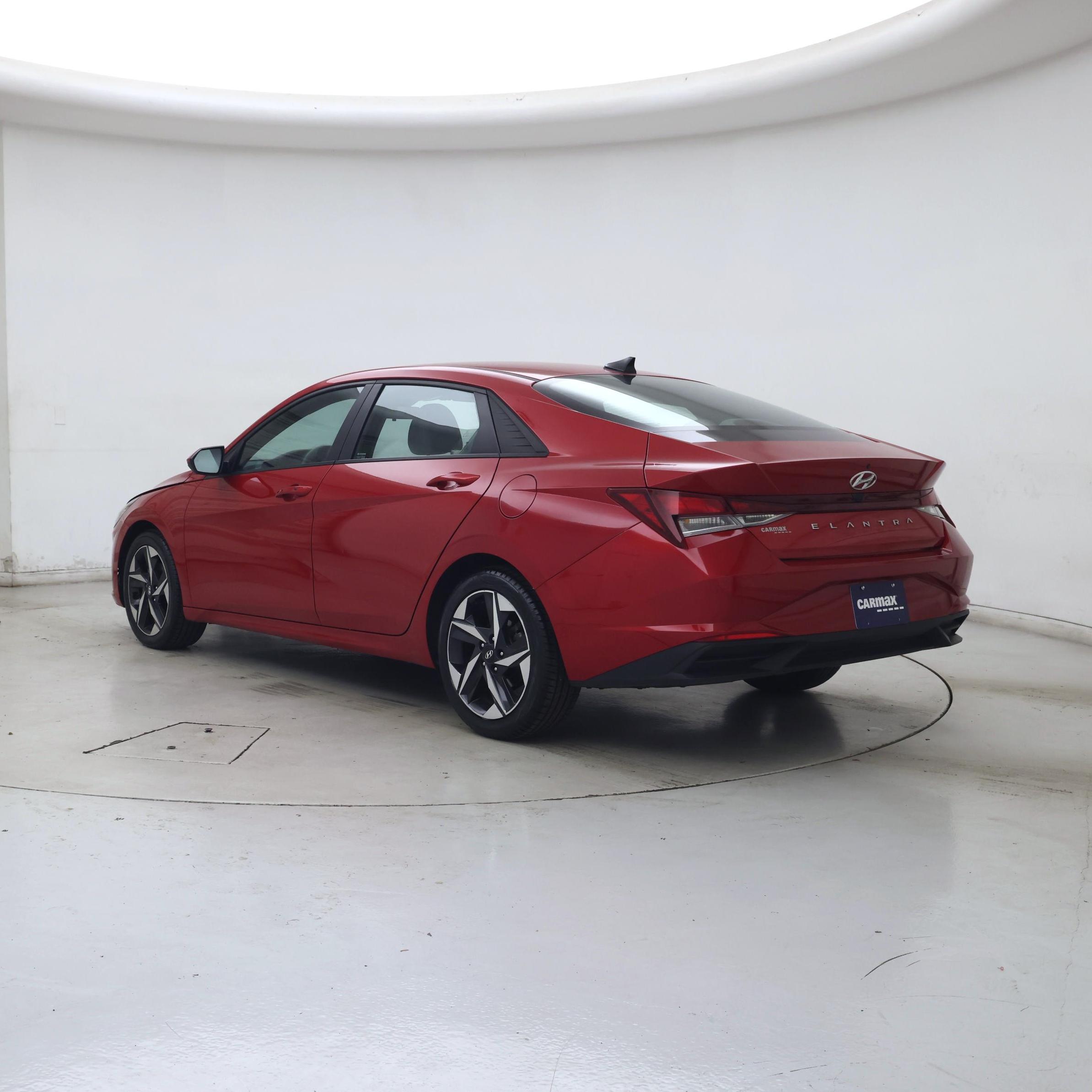 Thumbnail: 2023 Hyundai Elantra - 2