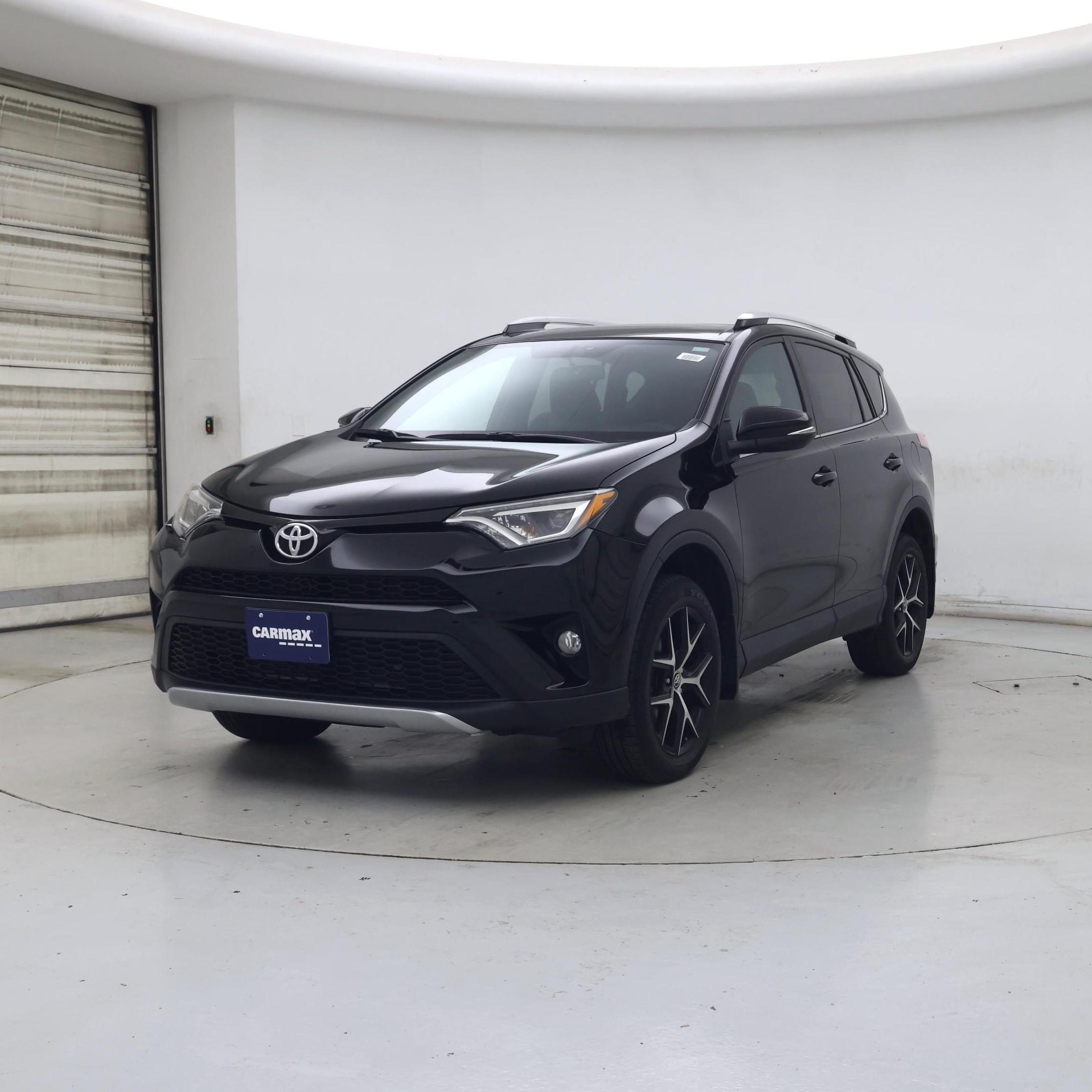 Thumbnail: 2016 Toyota RAV4 - 4