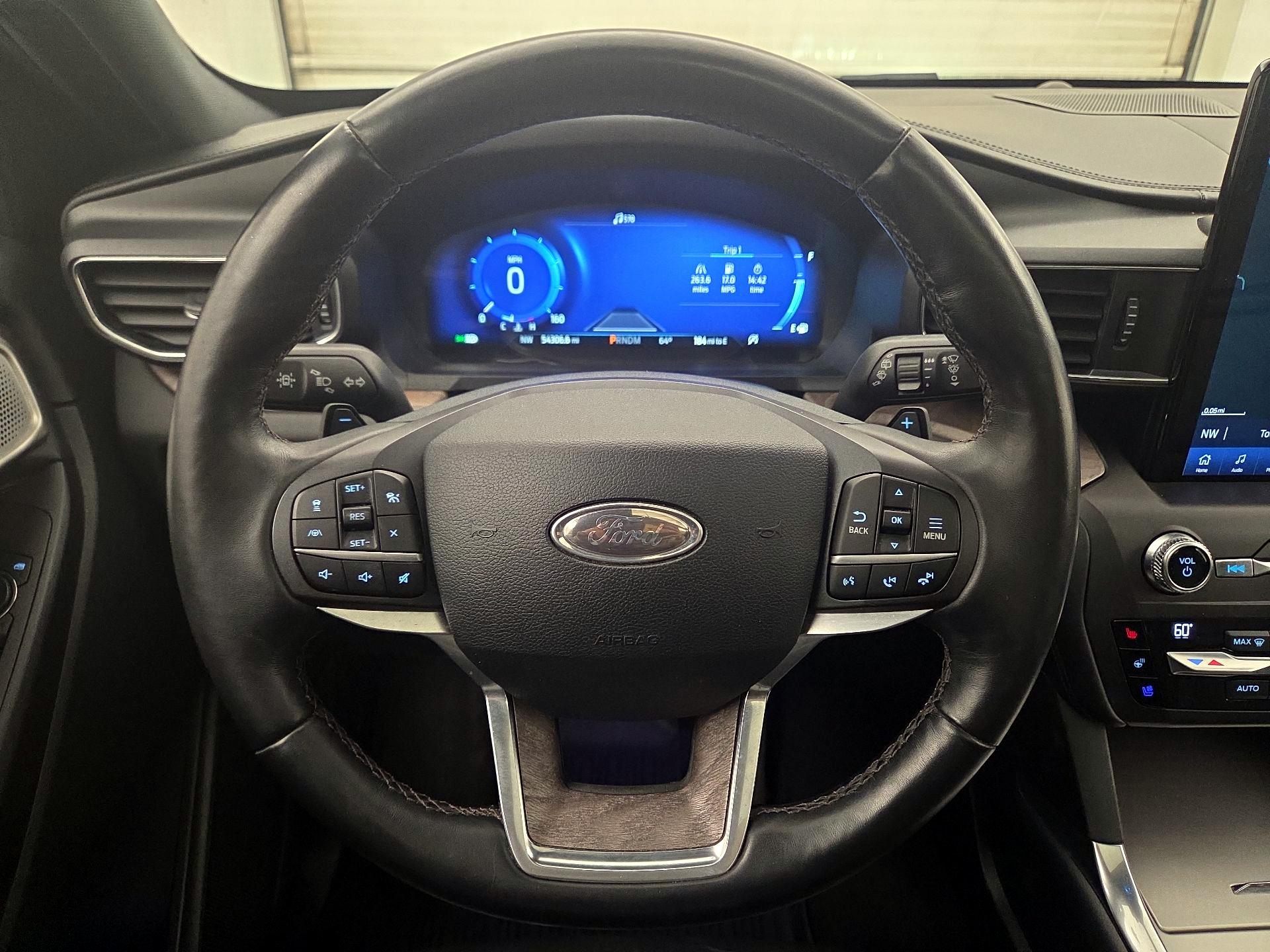 Thumbnail: 2020 Ford Explorer - 10