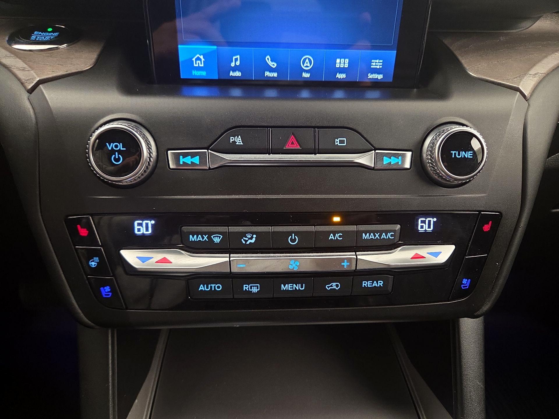 Thumbnail: 2020 Ford Explorer - 17
