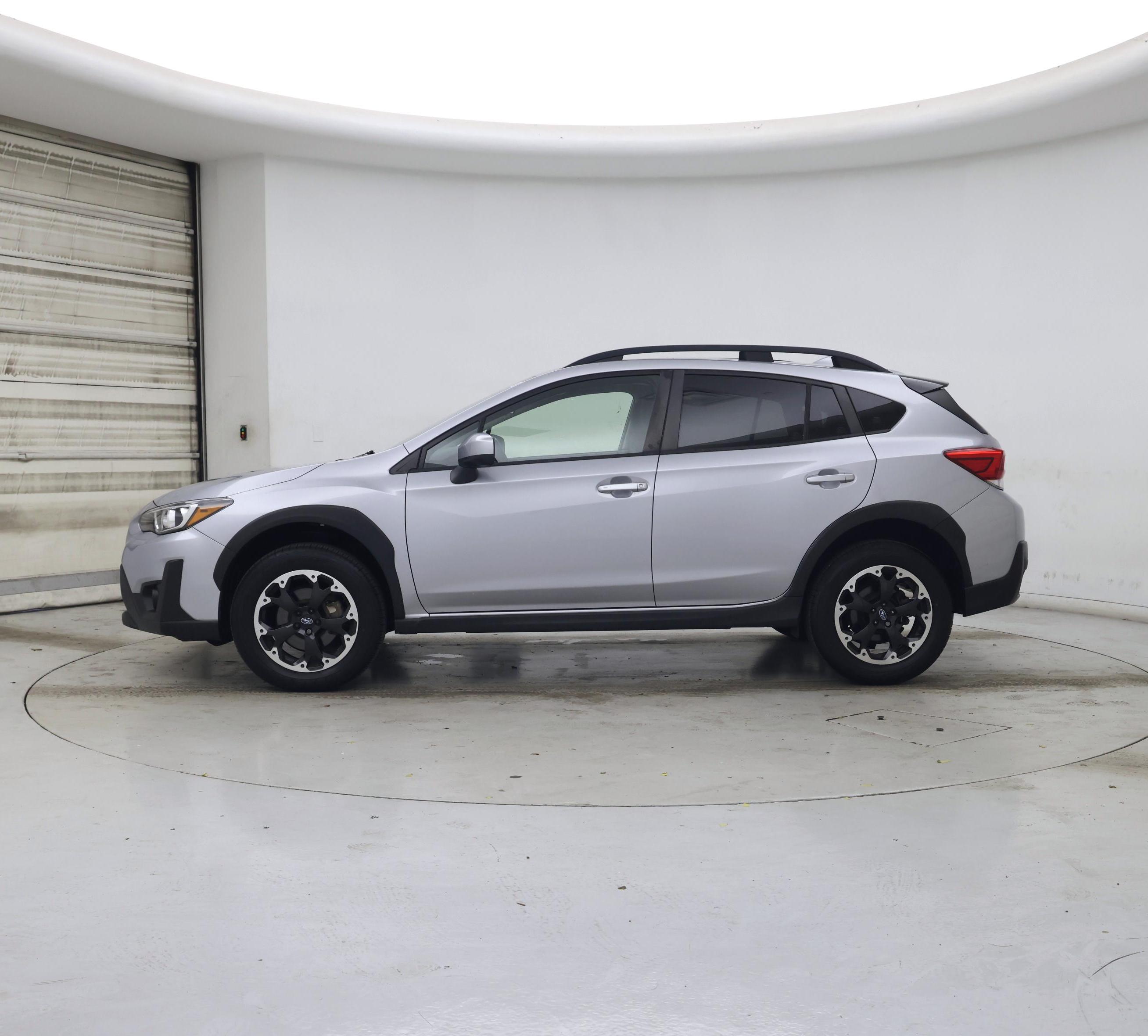 Thumbnail: 2021 Subaru Crosstrek - 3