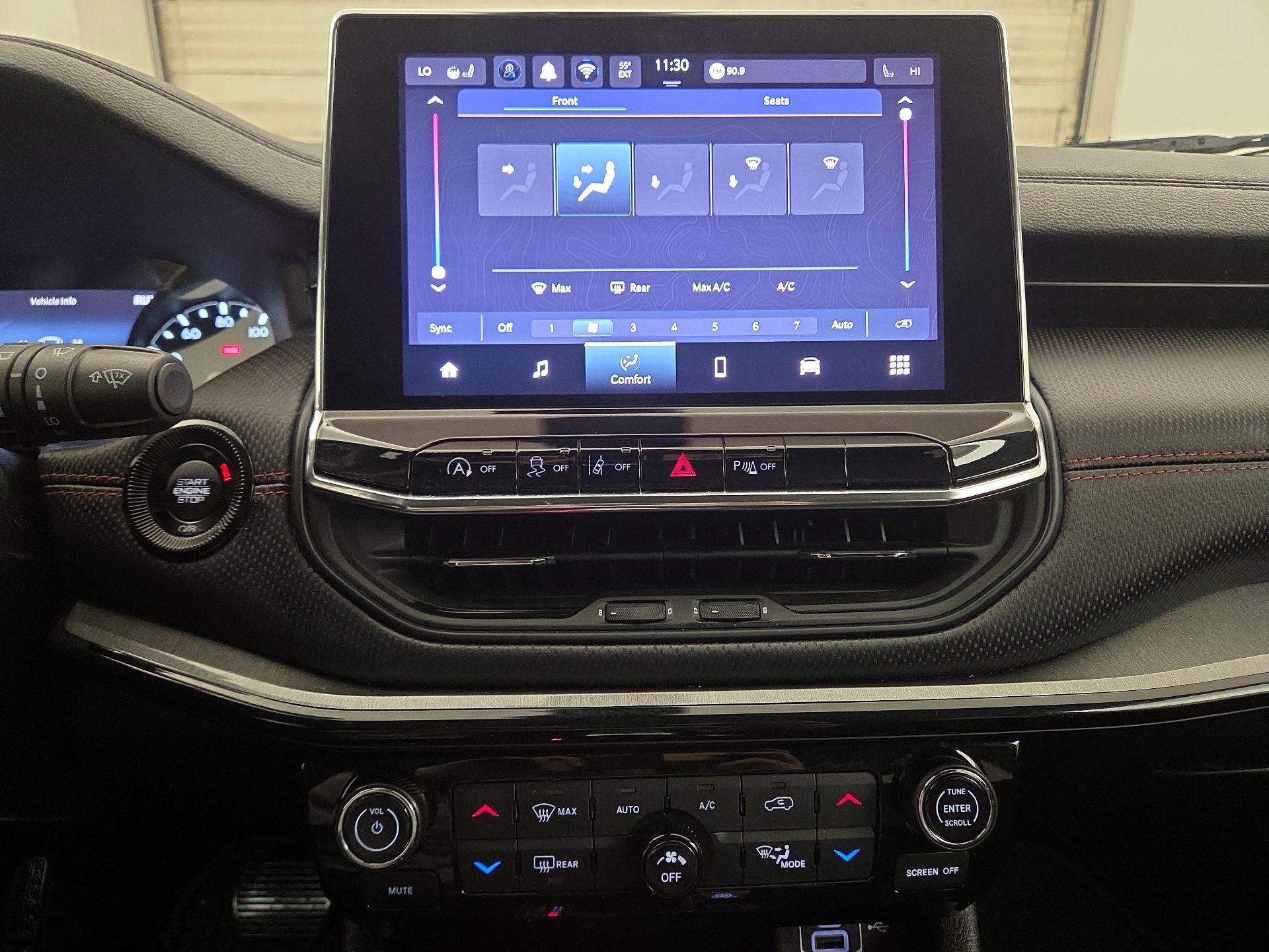 Thumbnail: 2022 Jeep Compass - 16